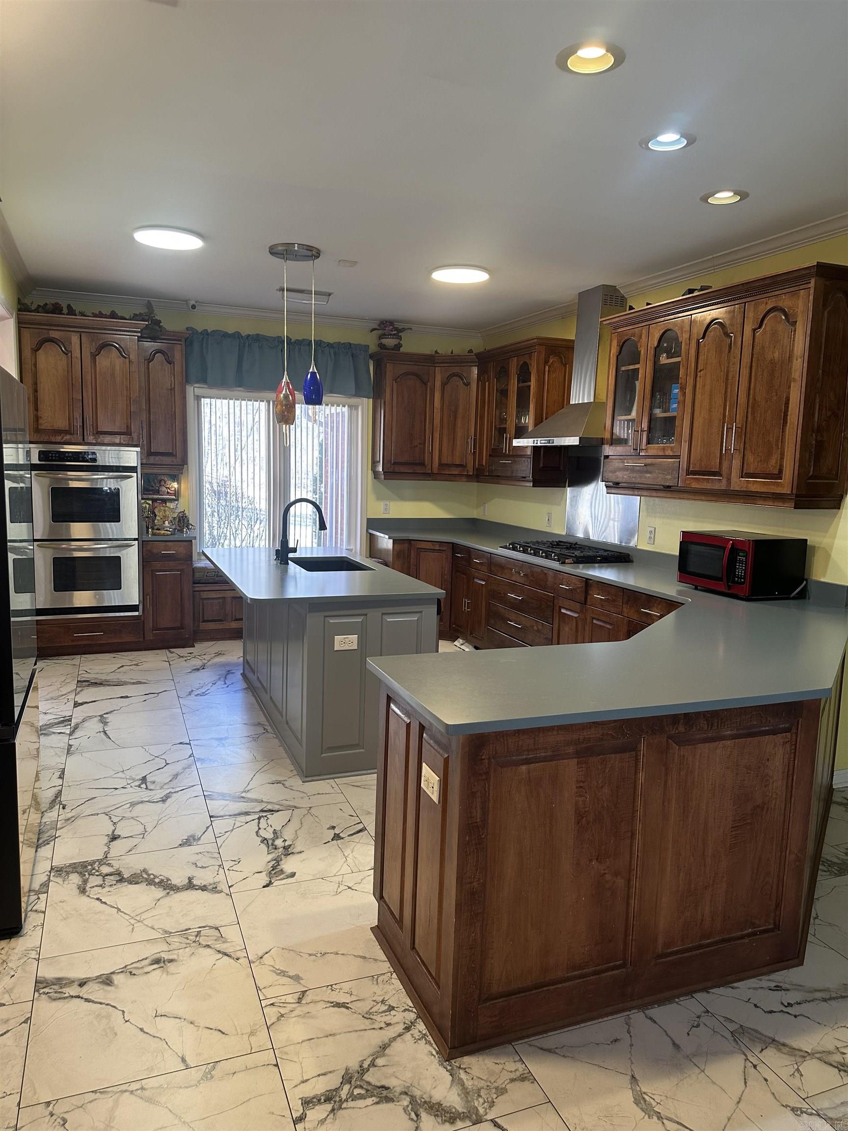 1840 Montrose Drive Property Photo 13