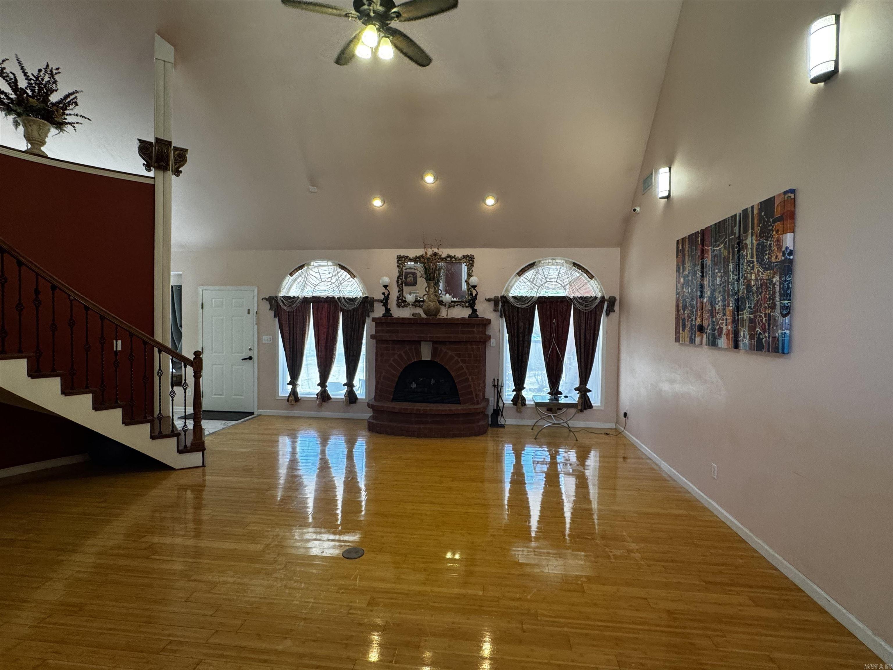 1840 Montrose Drive Property Photo 40