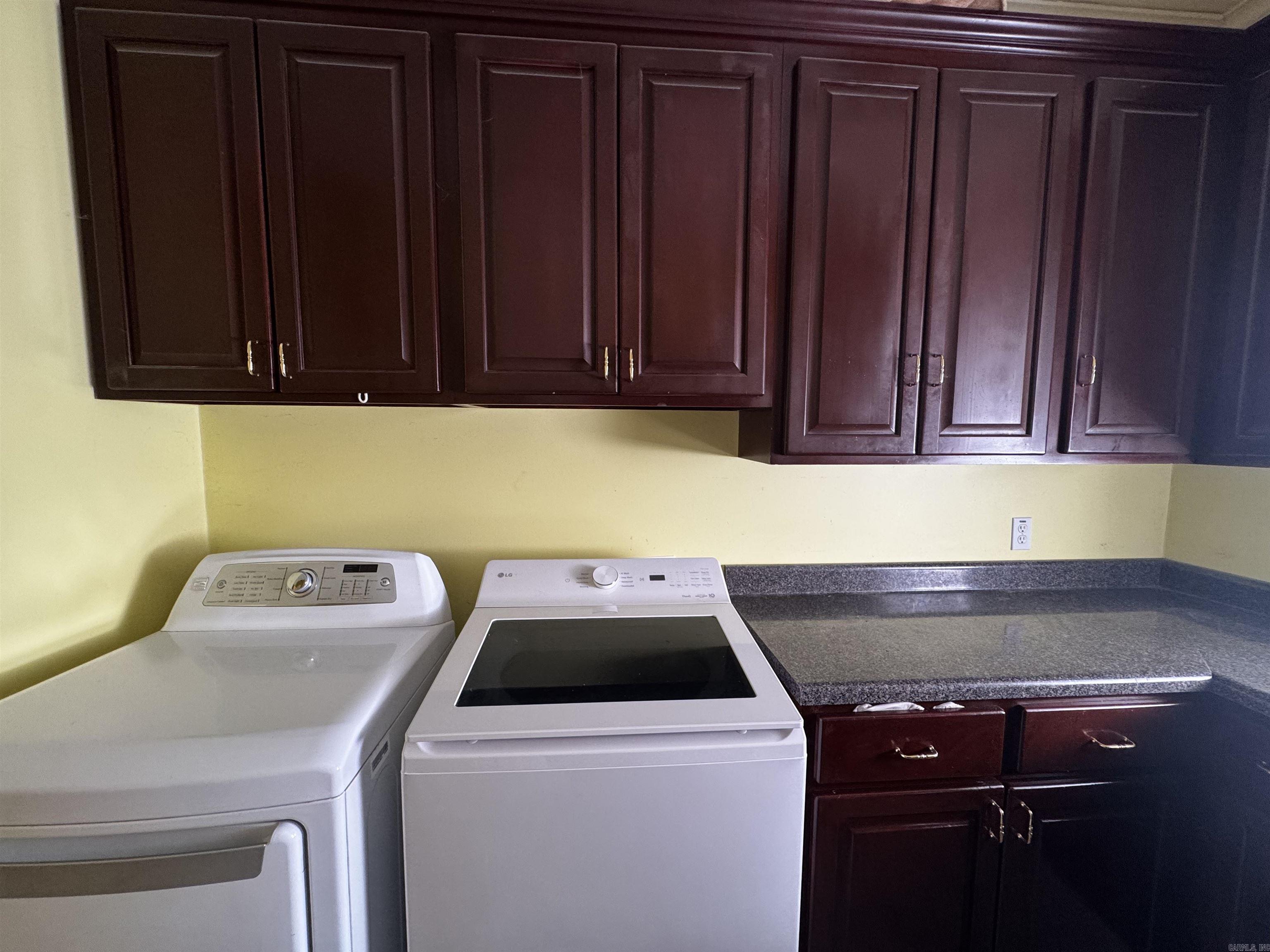 1840 Montrose Drive Property Photo 47