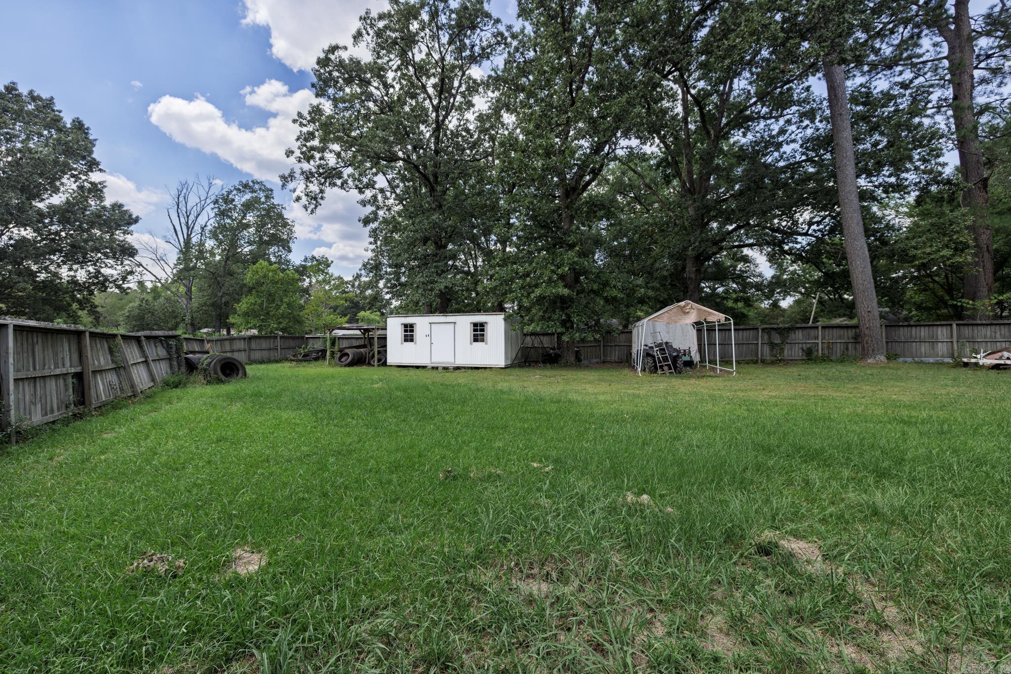 110 S 10th Street Property Photo 18