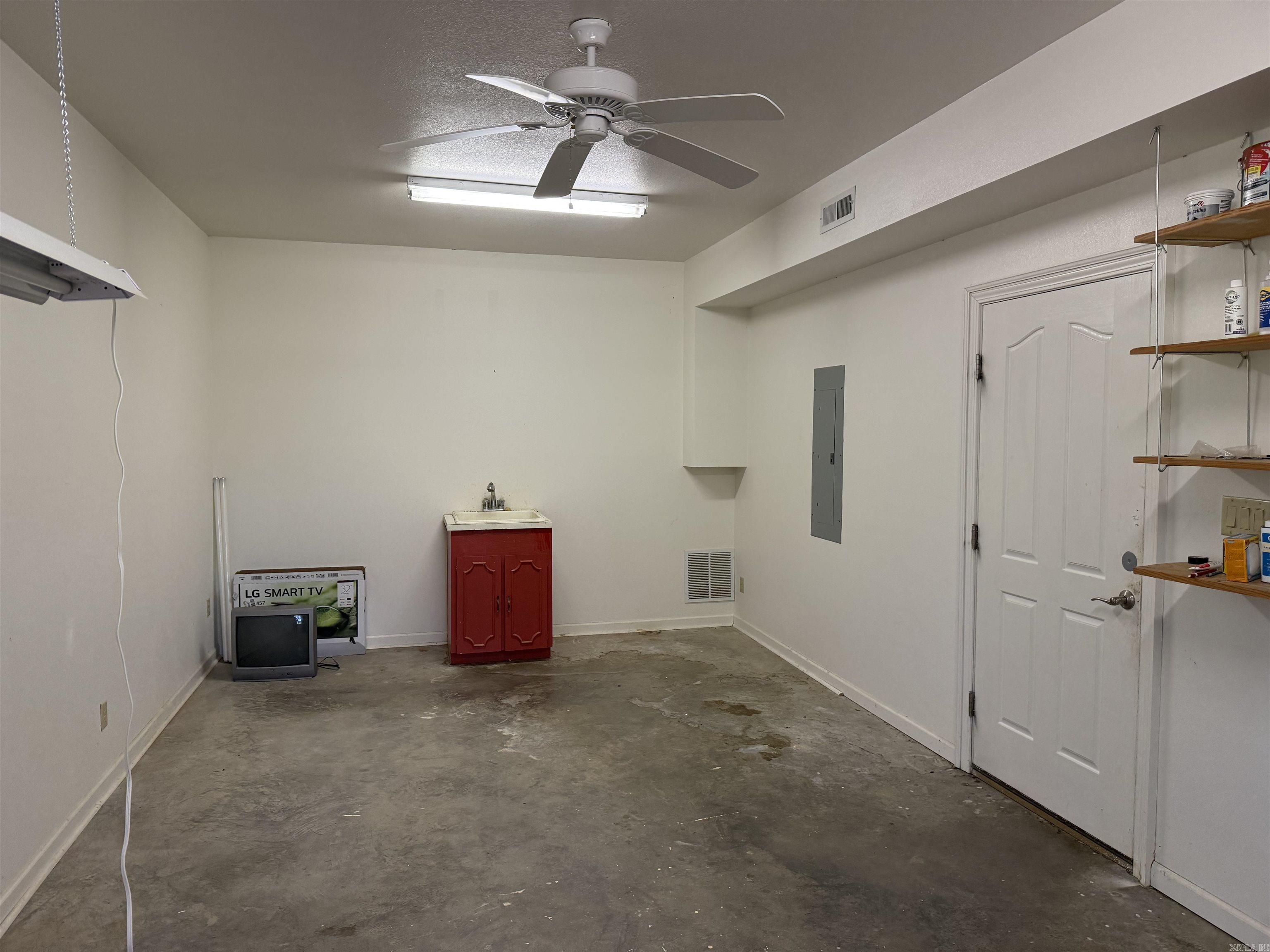 233 Rock Hill Road Property Photo 39