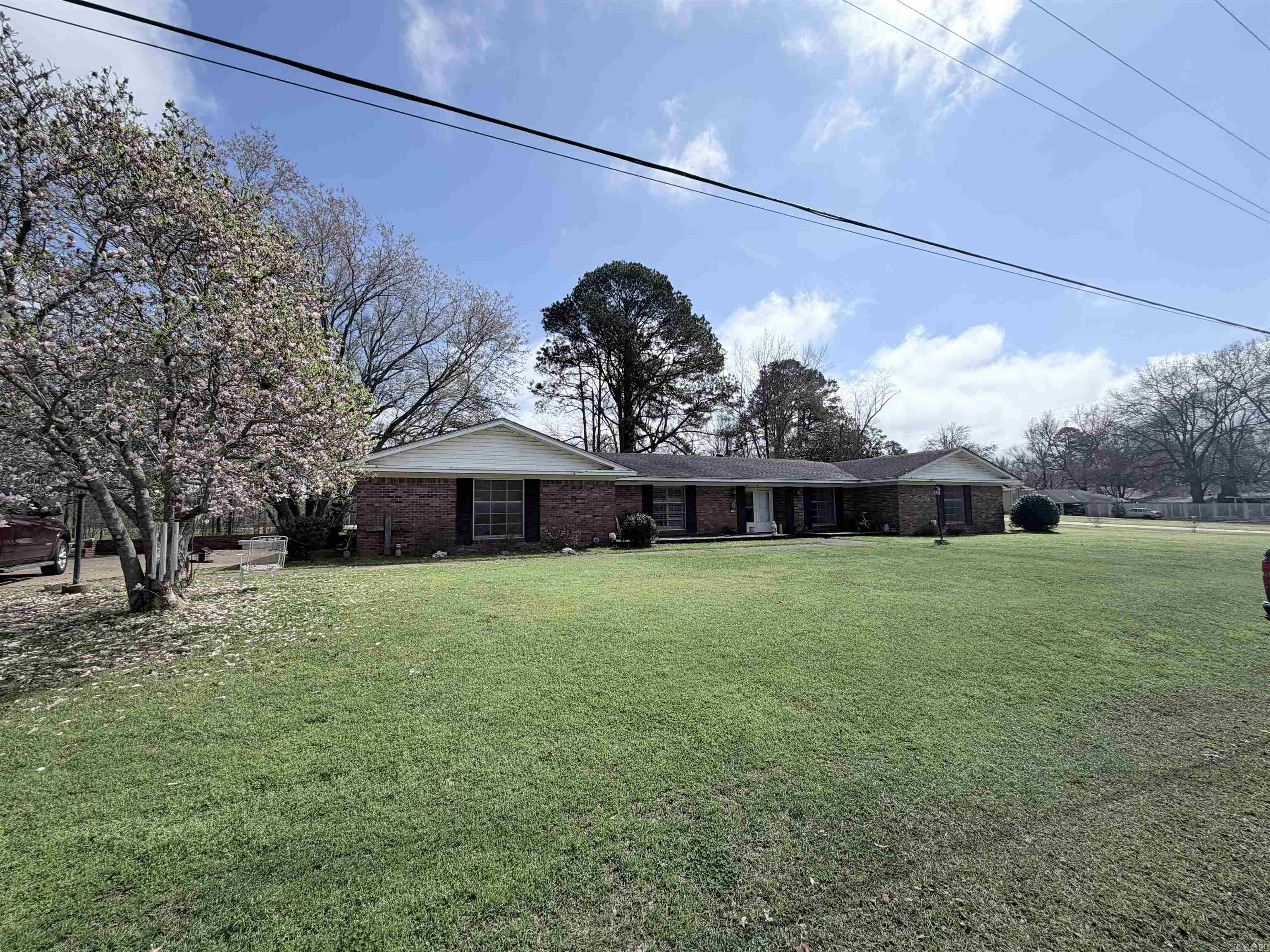 205 3RD Avenue Property Photo 1