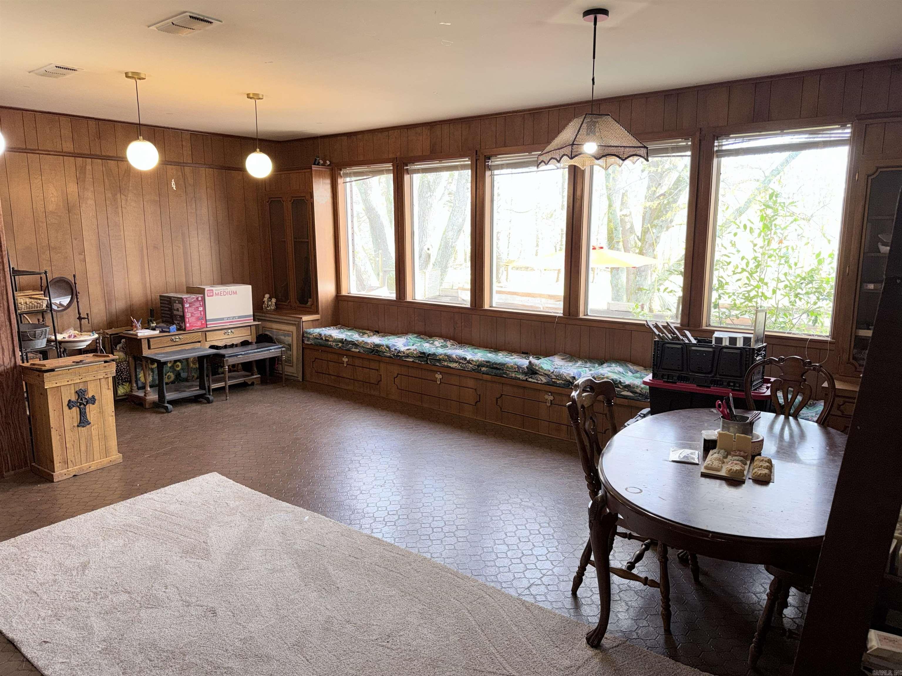 205 3rd Avenue Property Photo 32