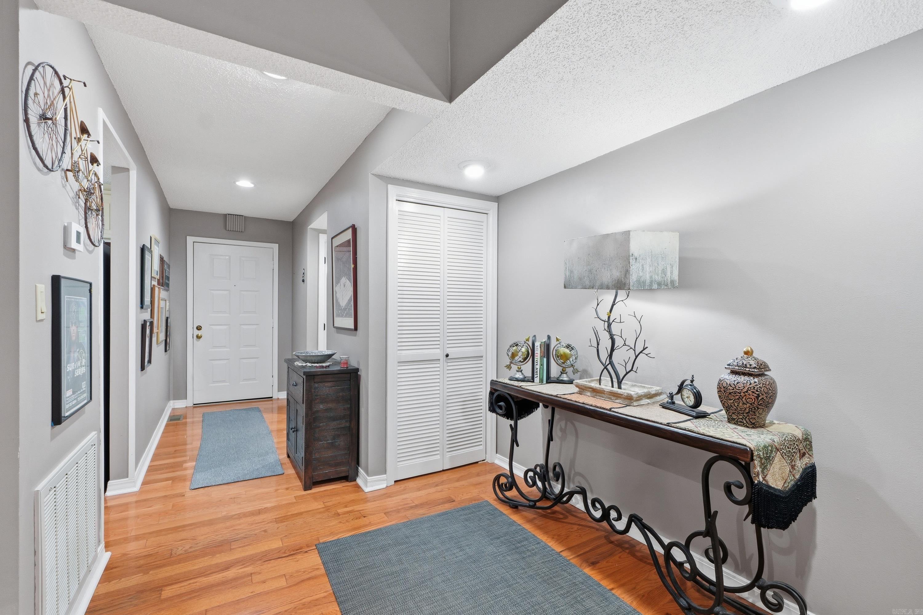 601 Woodlawn Dr #2 Property Photo 11