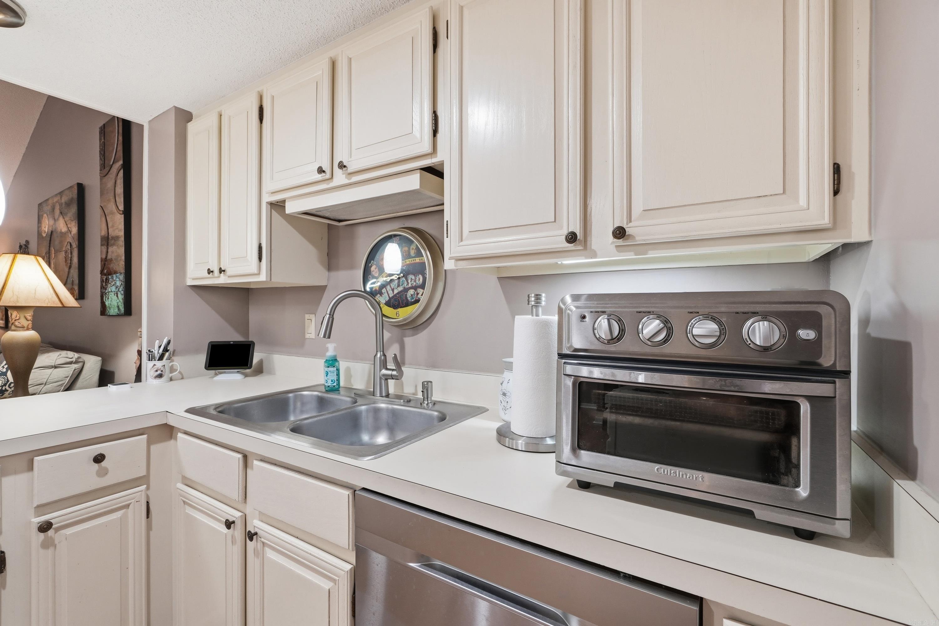 601 Woodlawn Dr #2 Property Photo 14