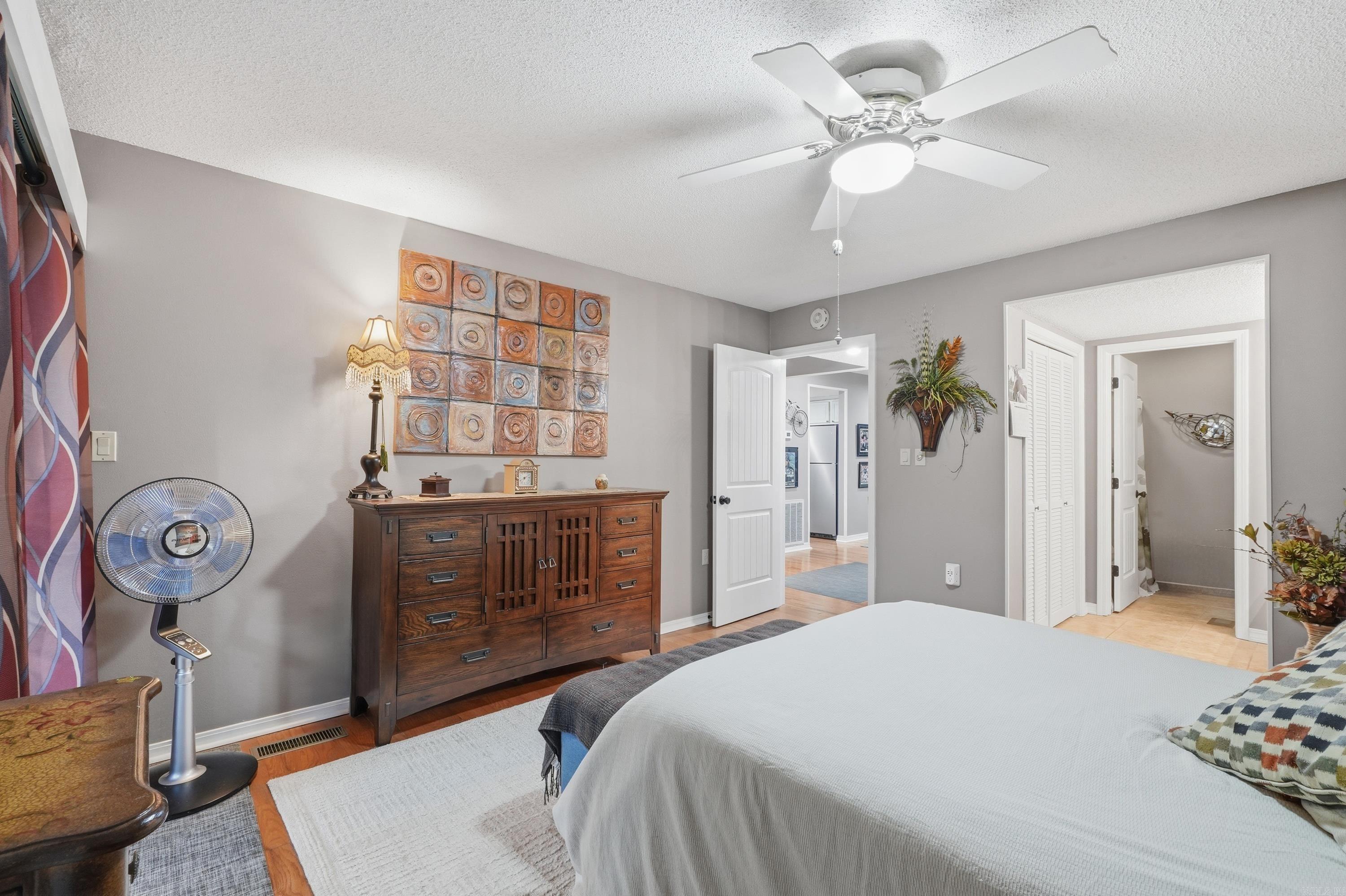 601 Woodlawn Dr #2 Property Photo 23