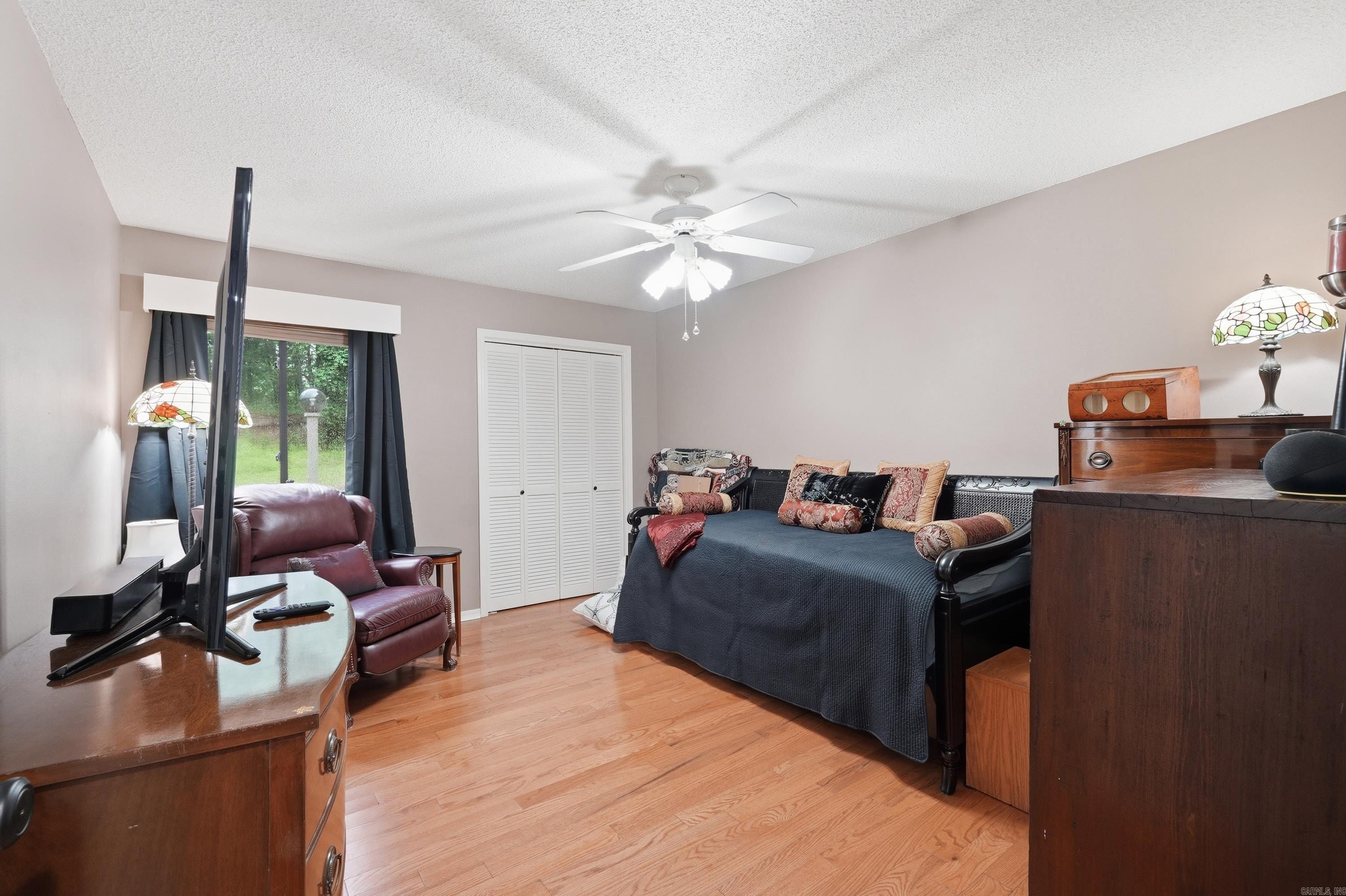 601 Woodlawn Dr #2 Property Photo 25
