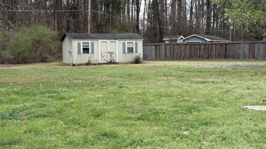 114 Timber Ln Property Photo 4