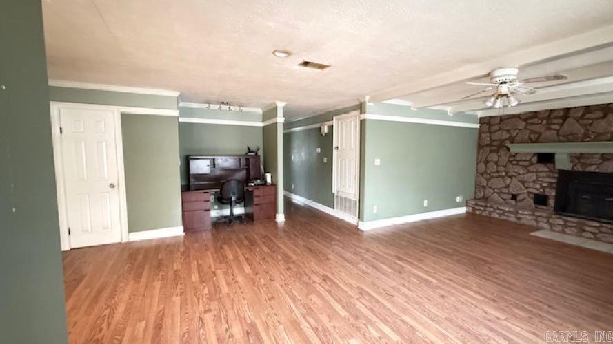 114 Timber Ln Property Photo 11