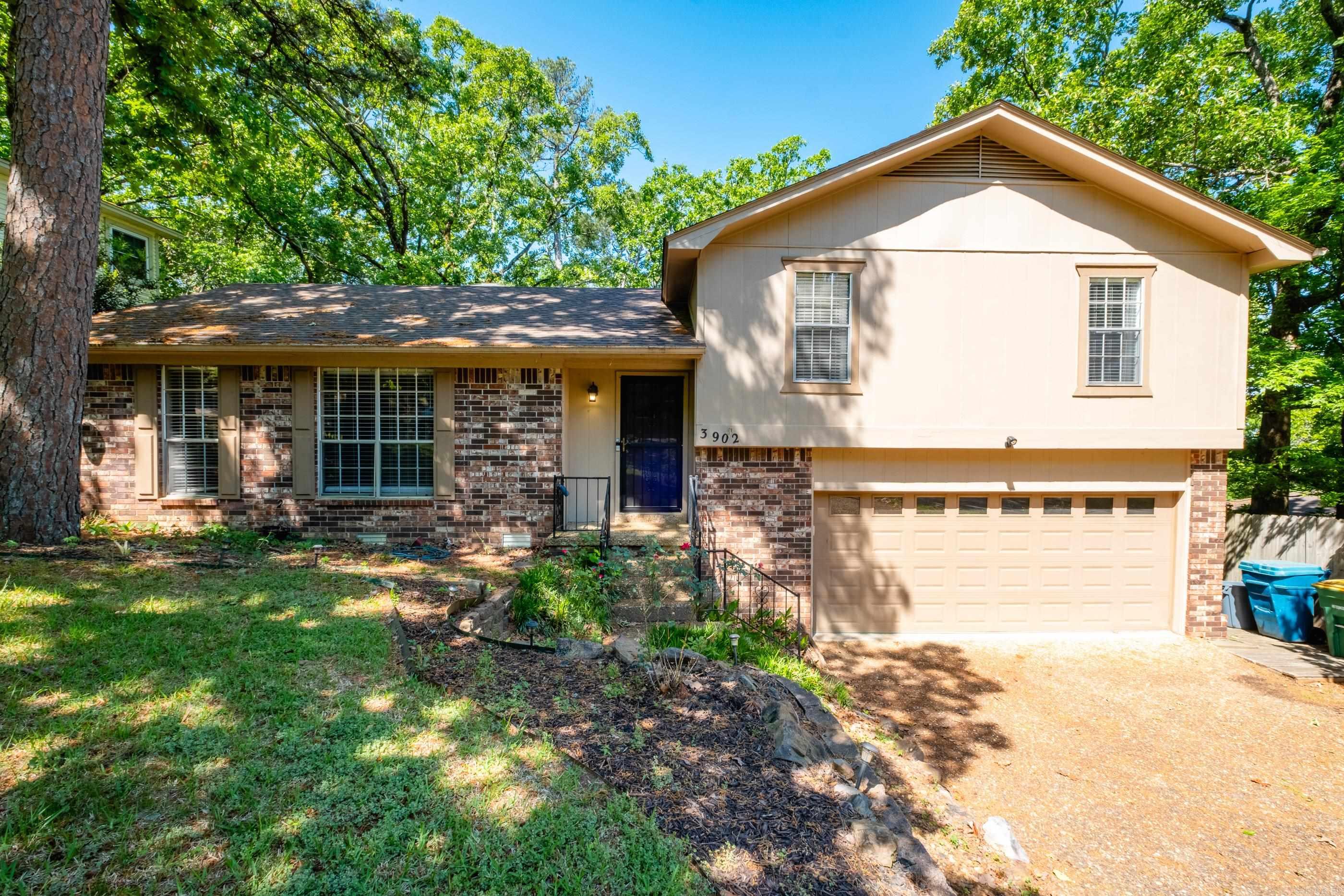 3902 Cameo Drive Property Photo 1
