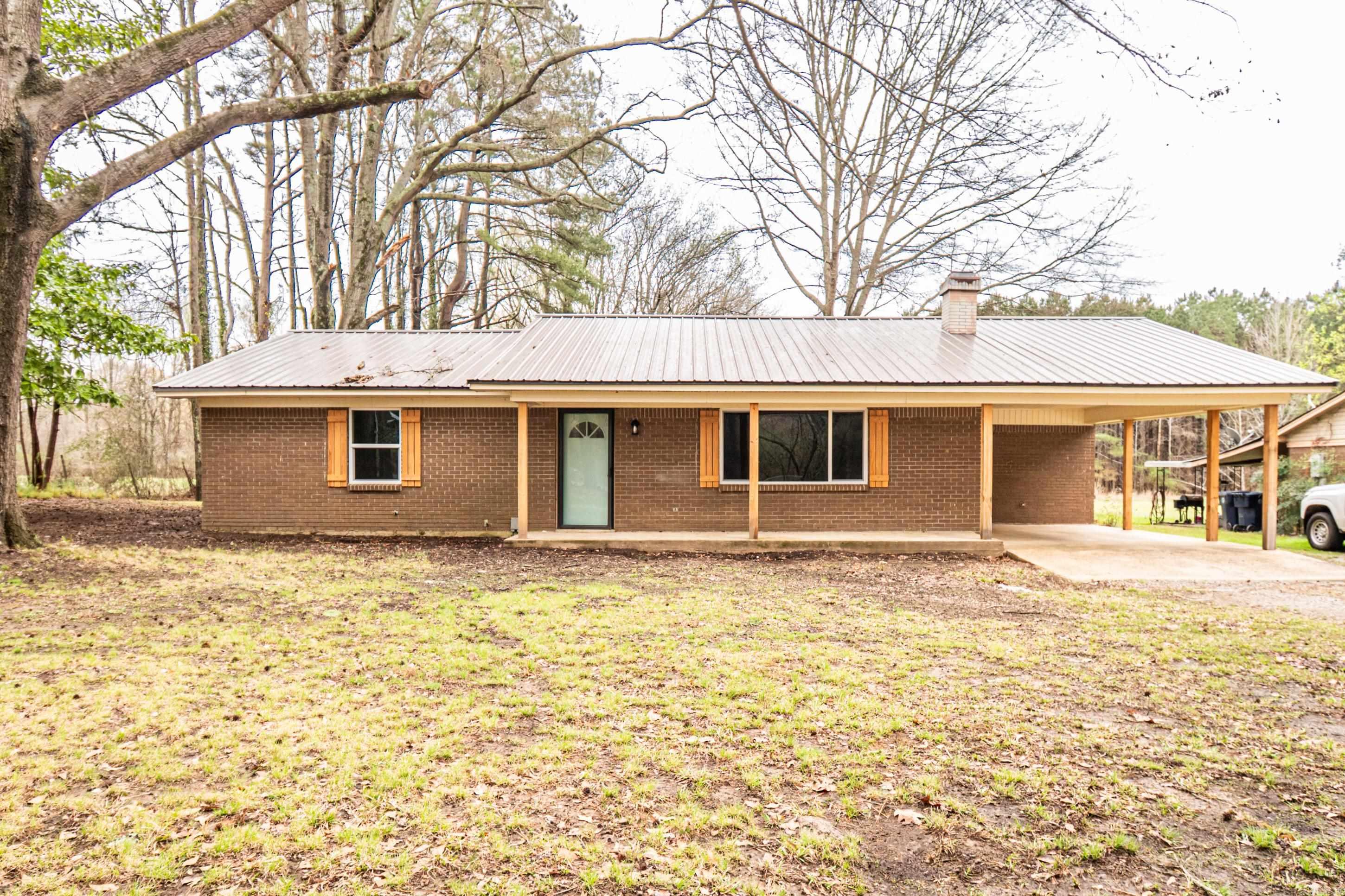 438 Midway Rte Property Photo 1