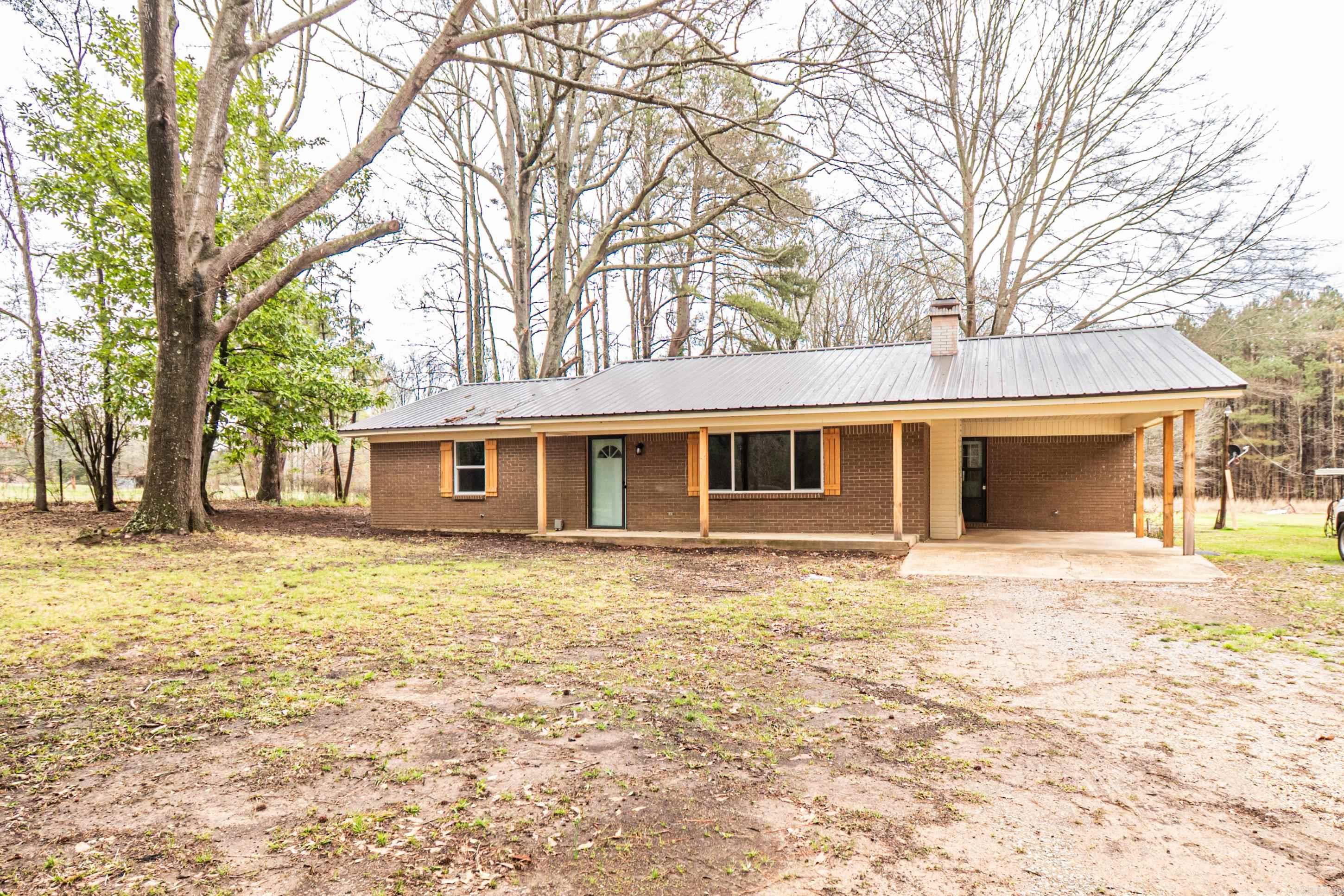 438 Midway Rte Property Photo 2