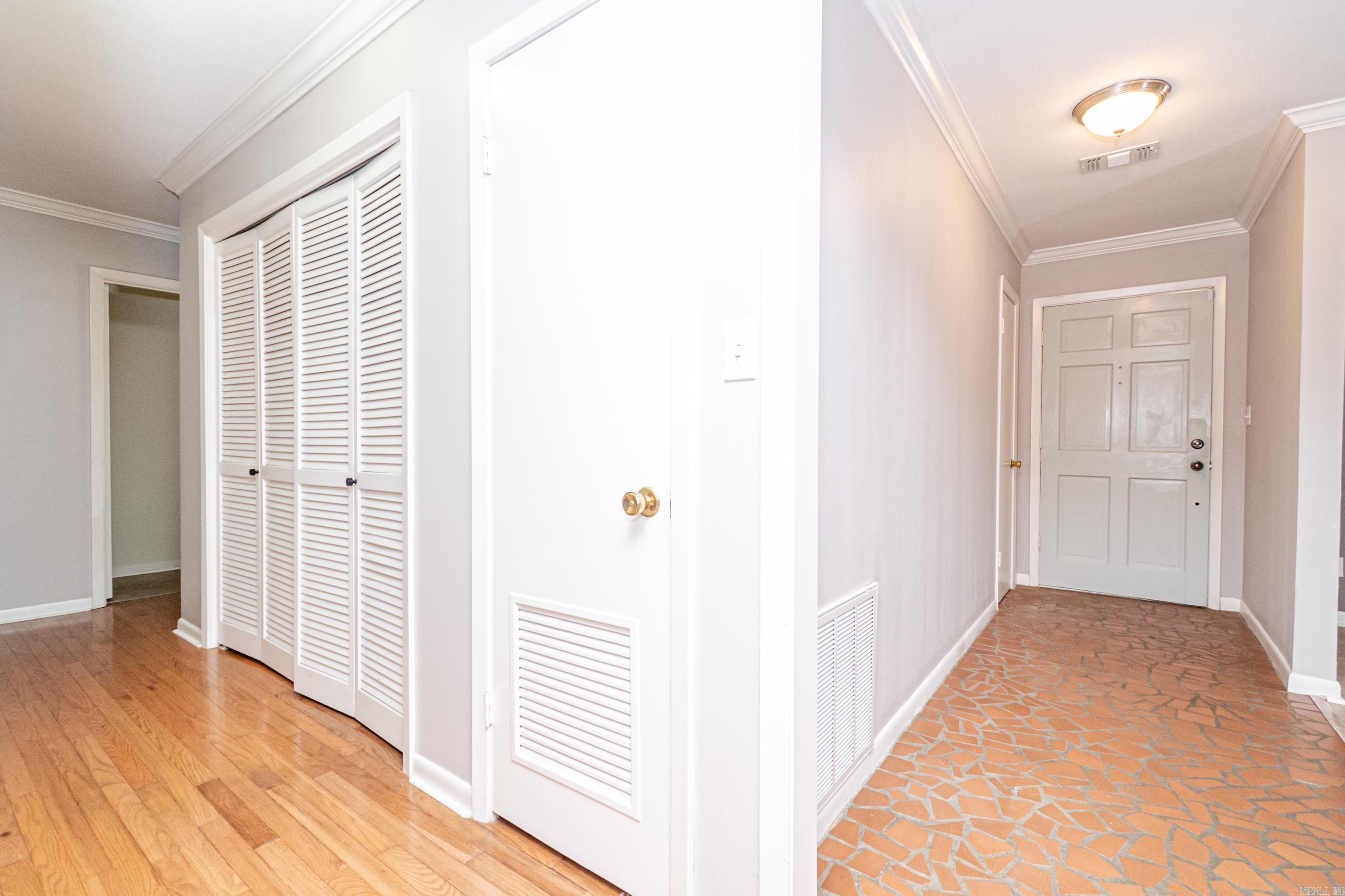 2208 Heron Drive Property Photo 5