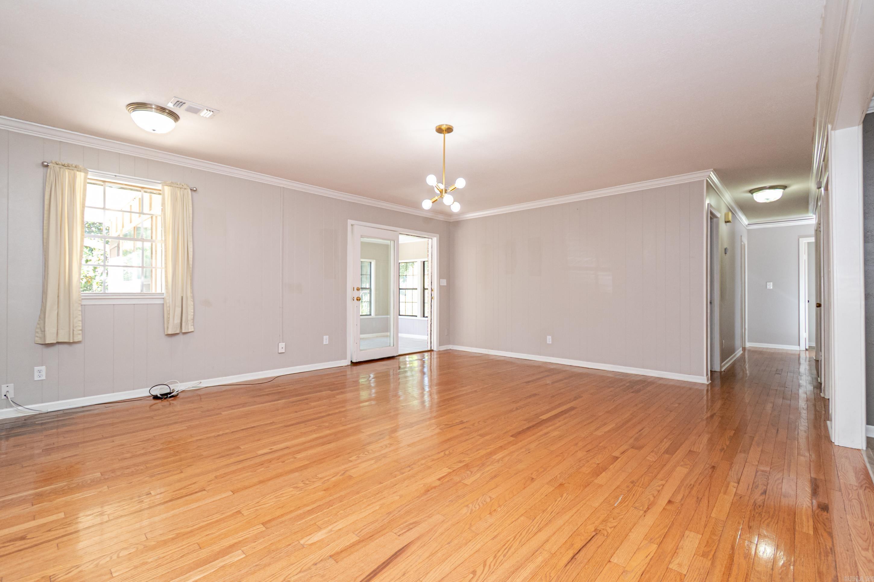 2208 Heron Drive Property Photo 8