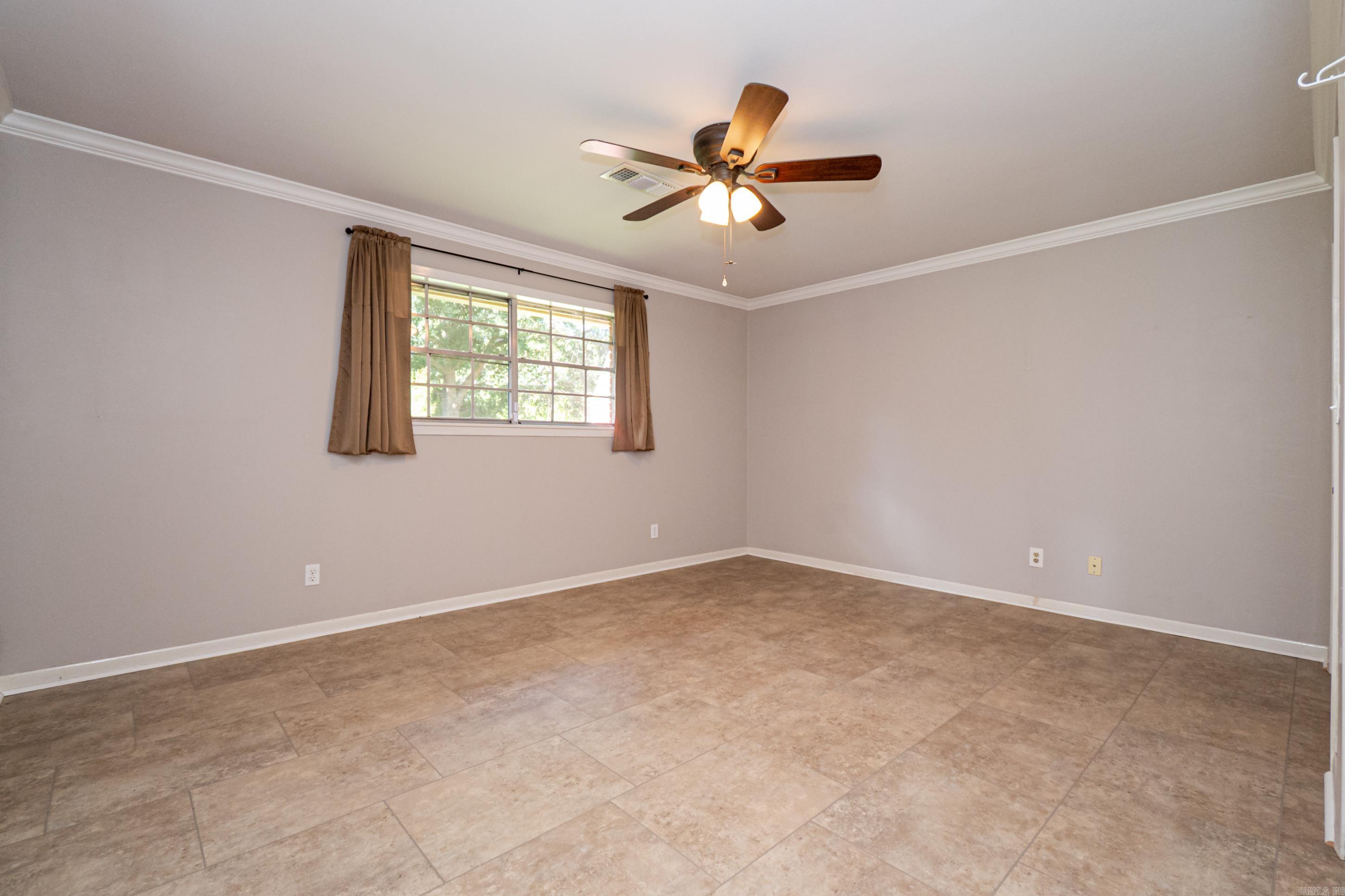2208 Heron Drive Property Photo 17