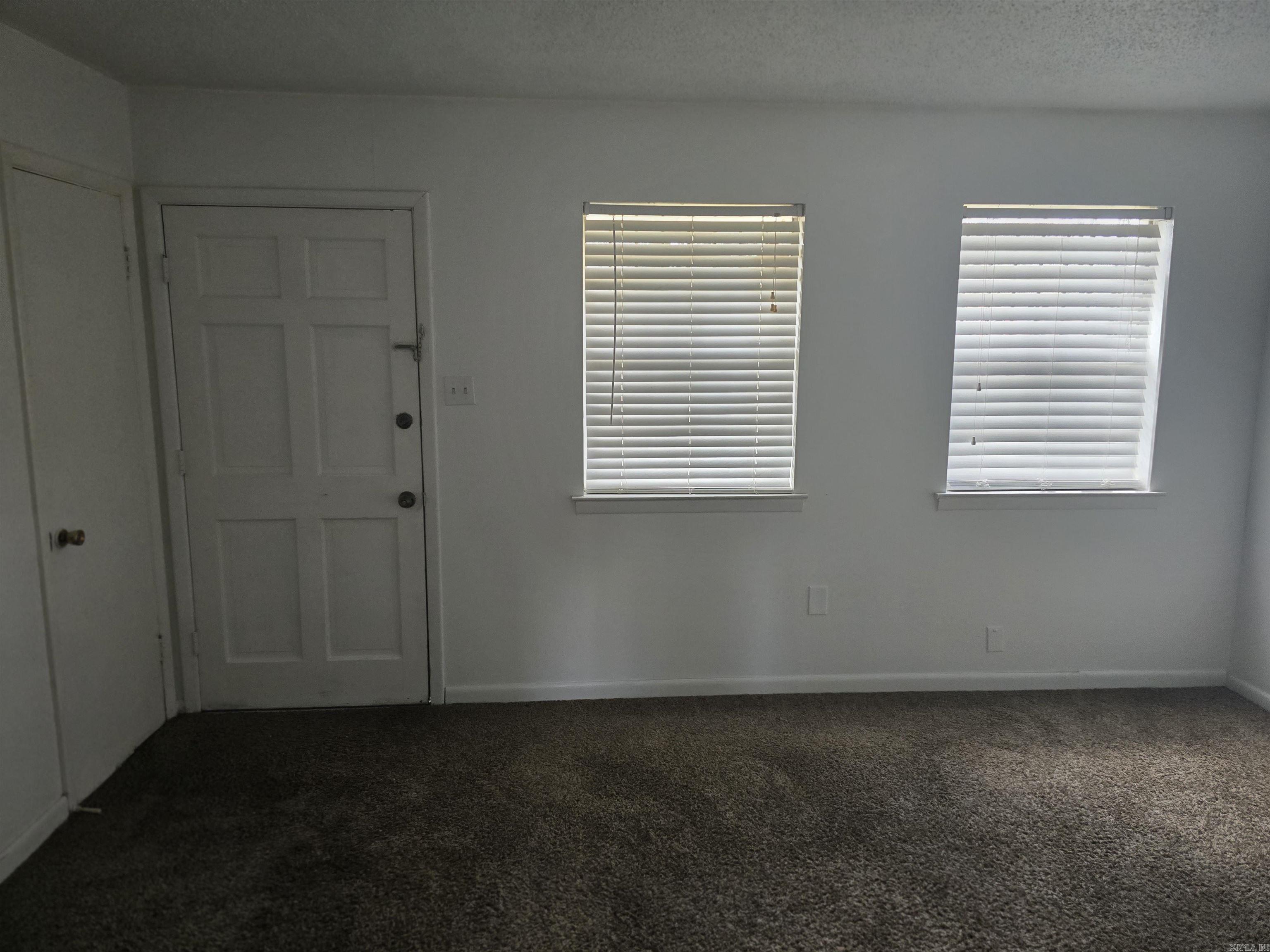 9307 Southwest Drive Property Photo 2