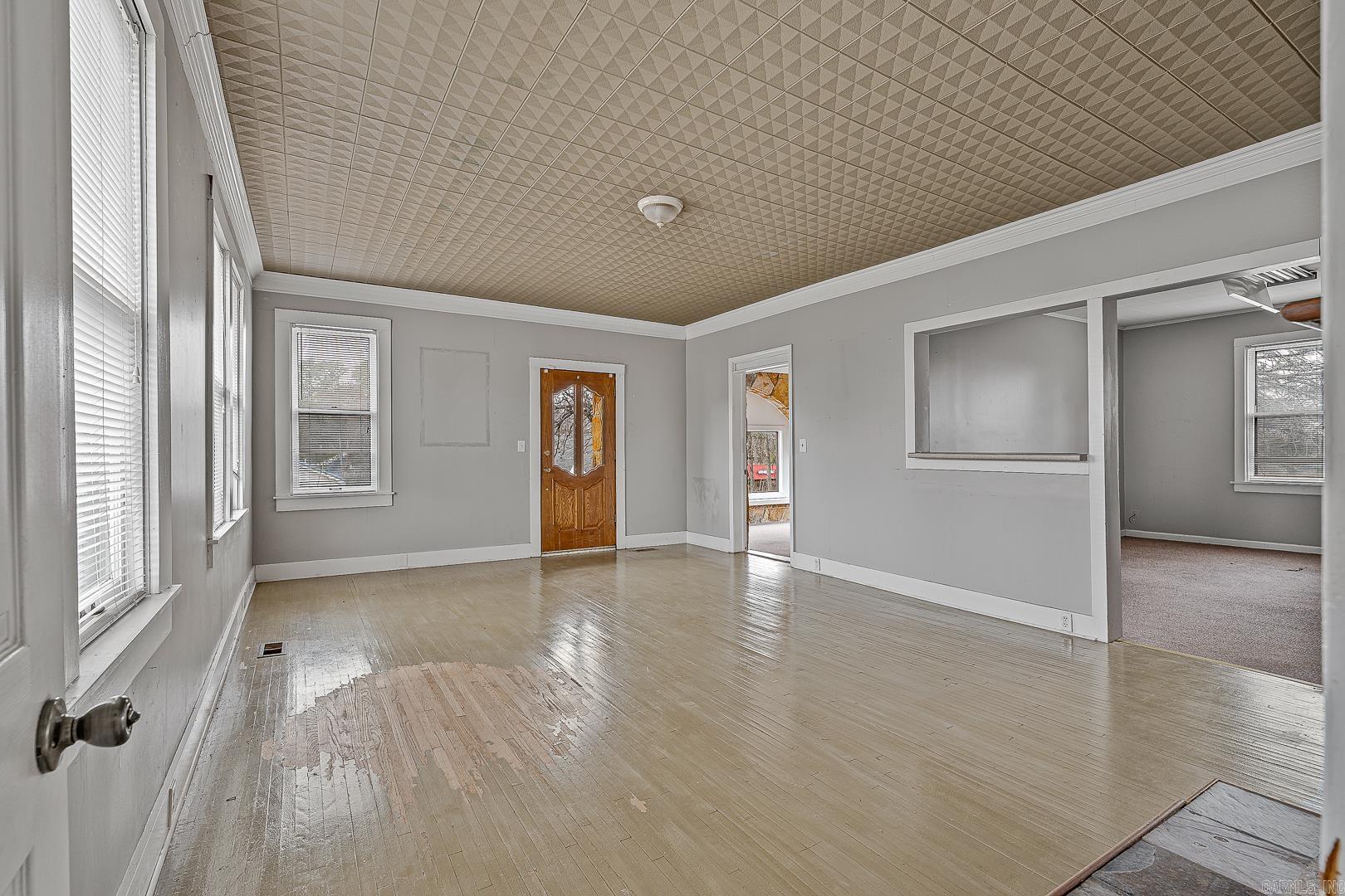 726 W Kingshighway Property Photo 5