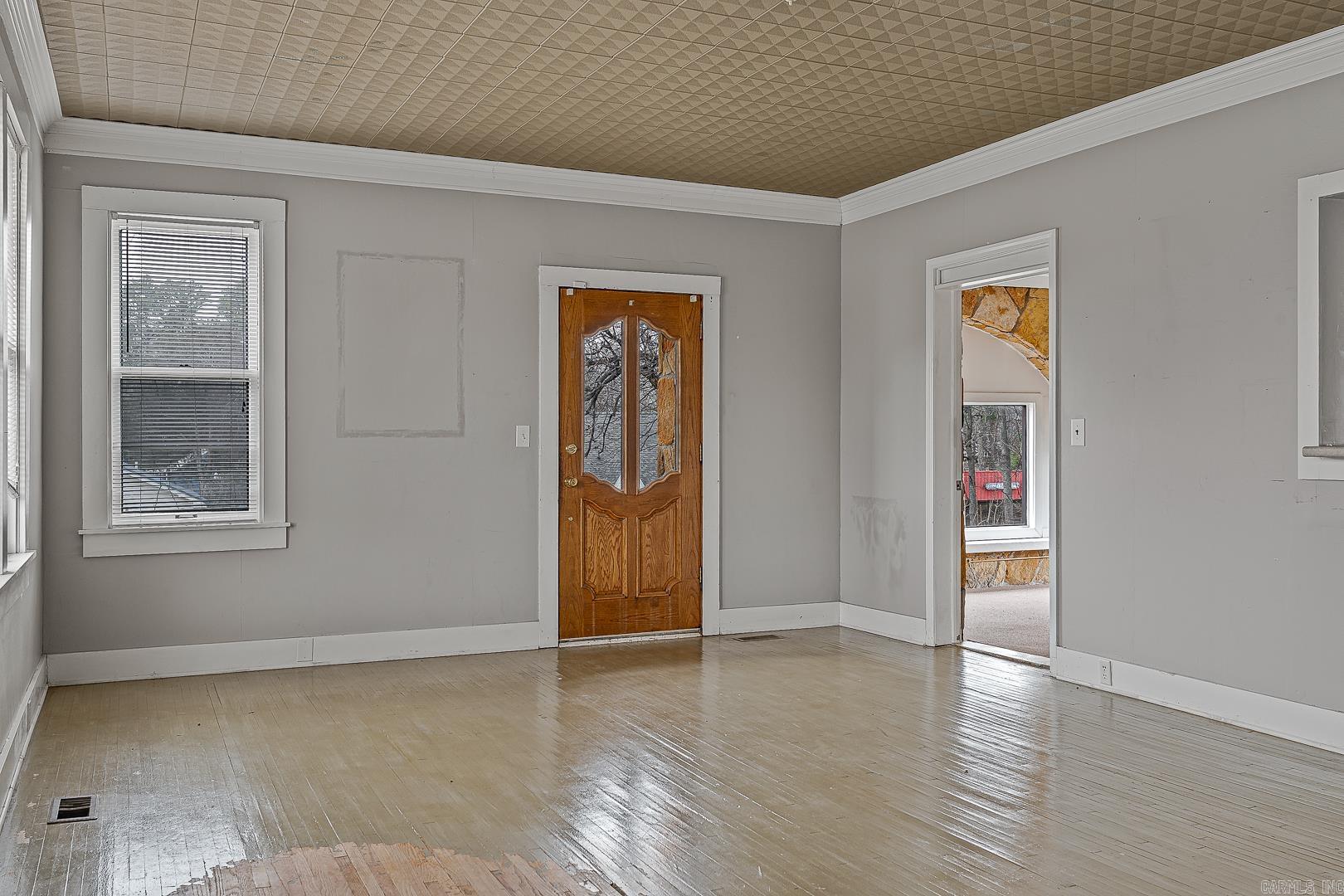 726 W Kingshighway Property Photo 6