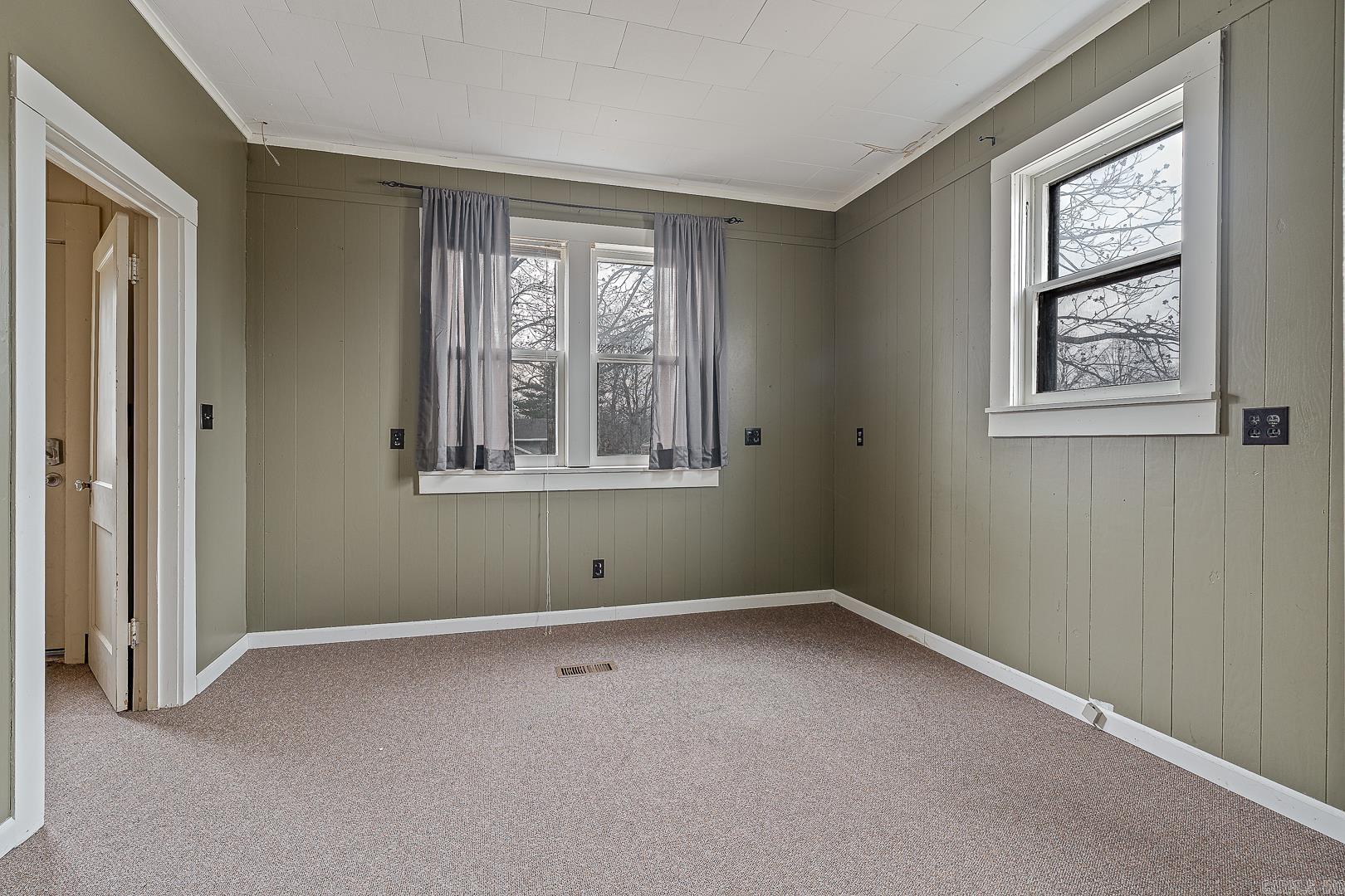 726 W Kingshighway Property Photo 17