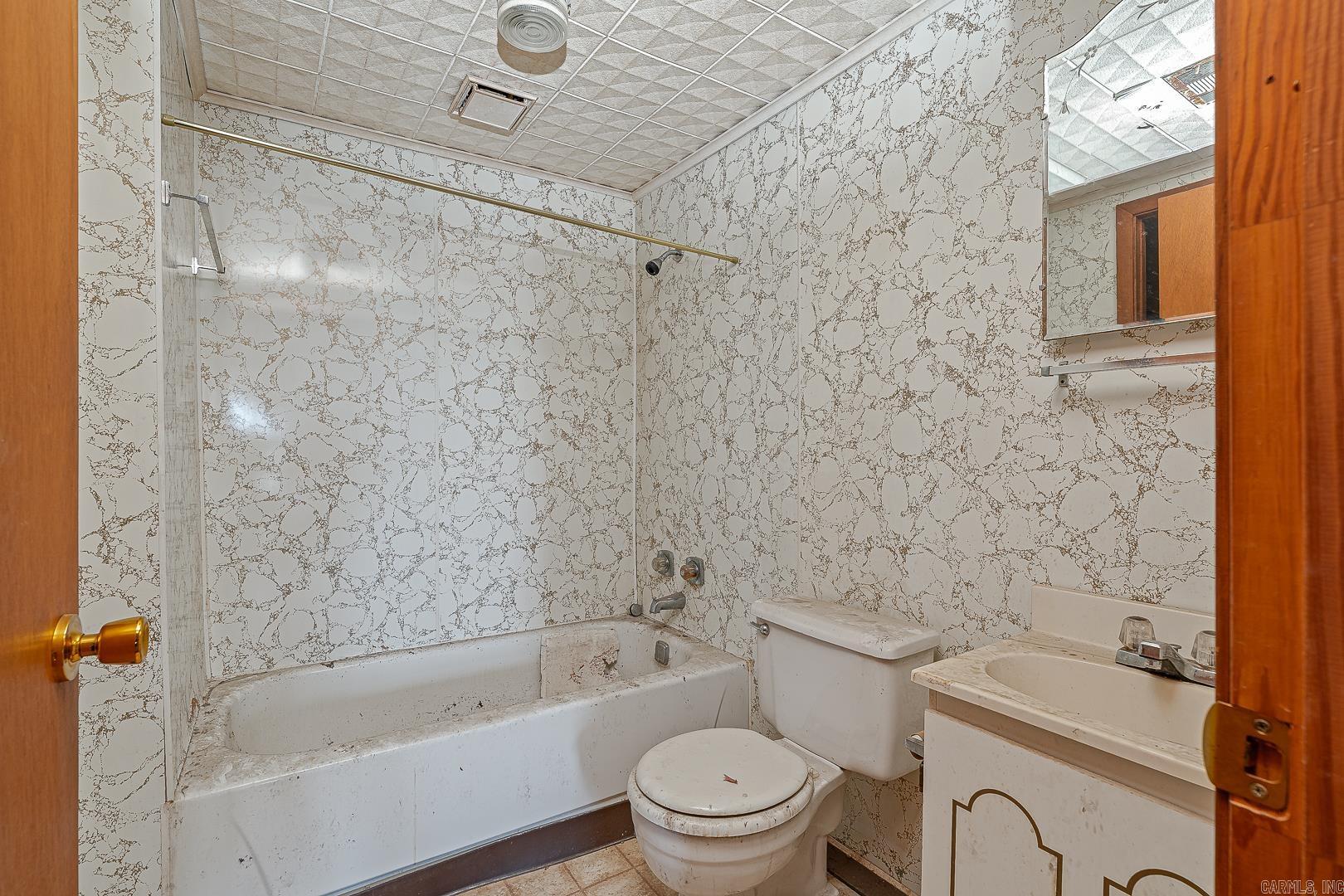 726 W Kingshighway Property Photo 19