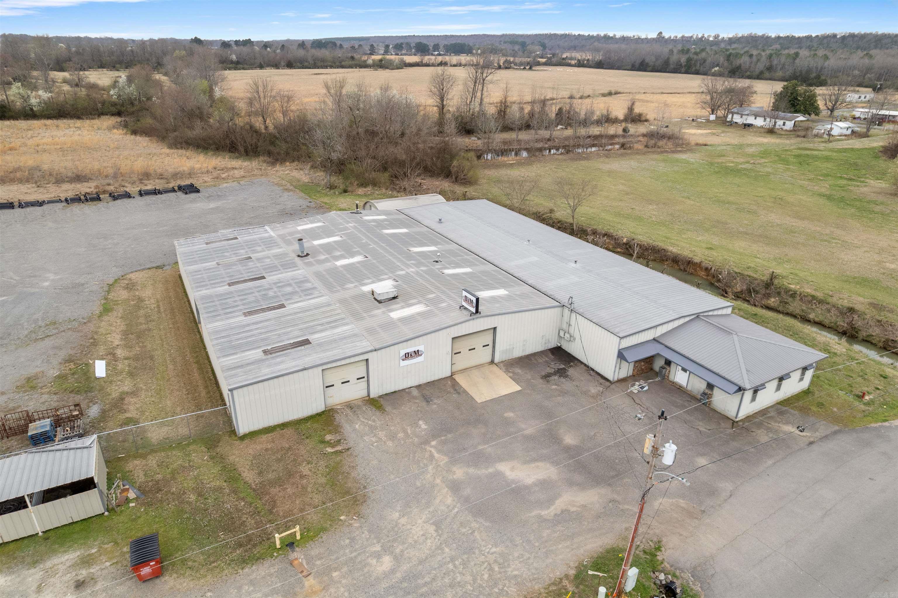 11 College N Property Photo 3