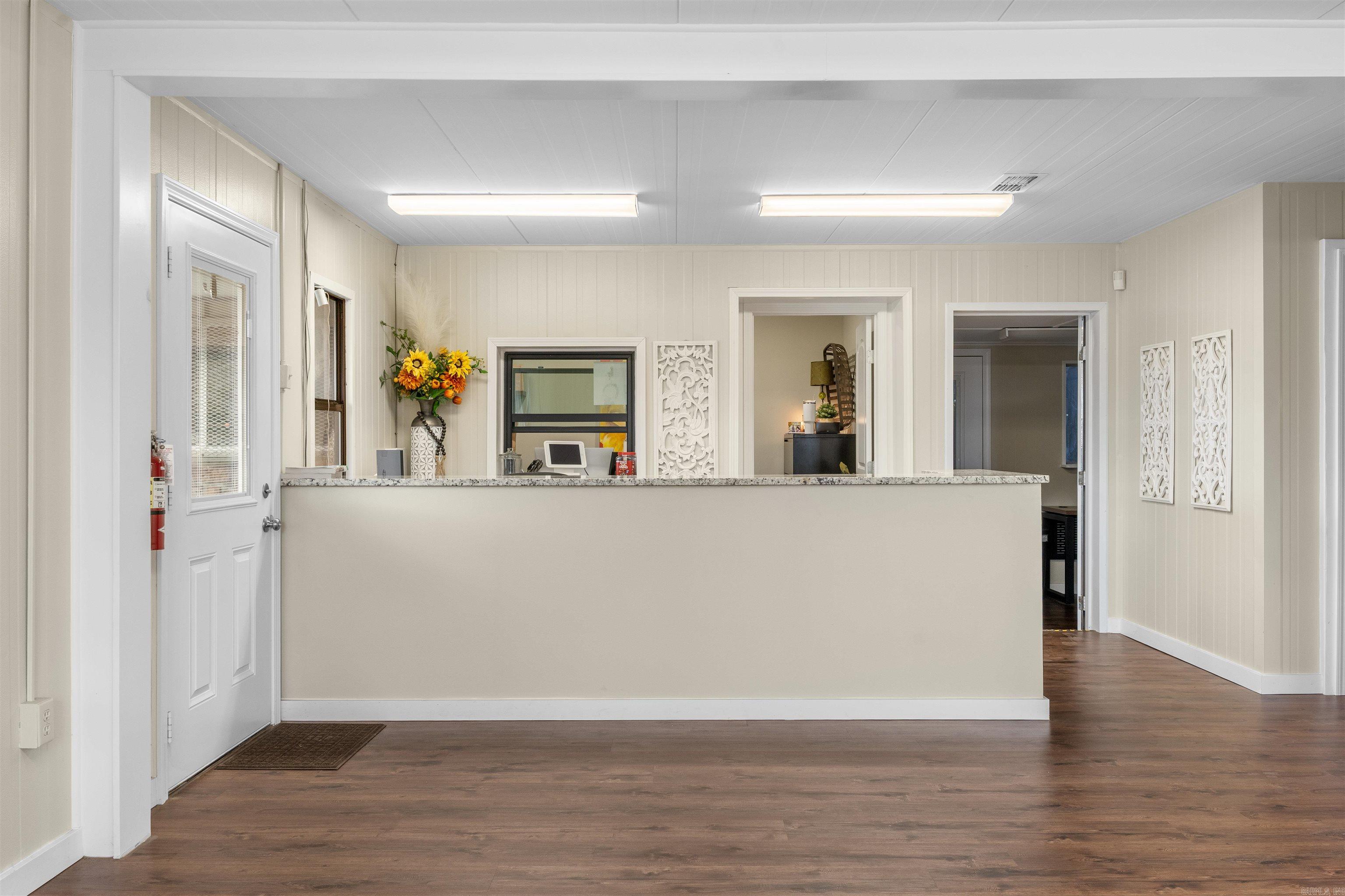11 College N Property Photo 29
