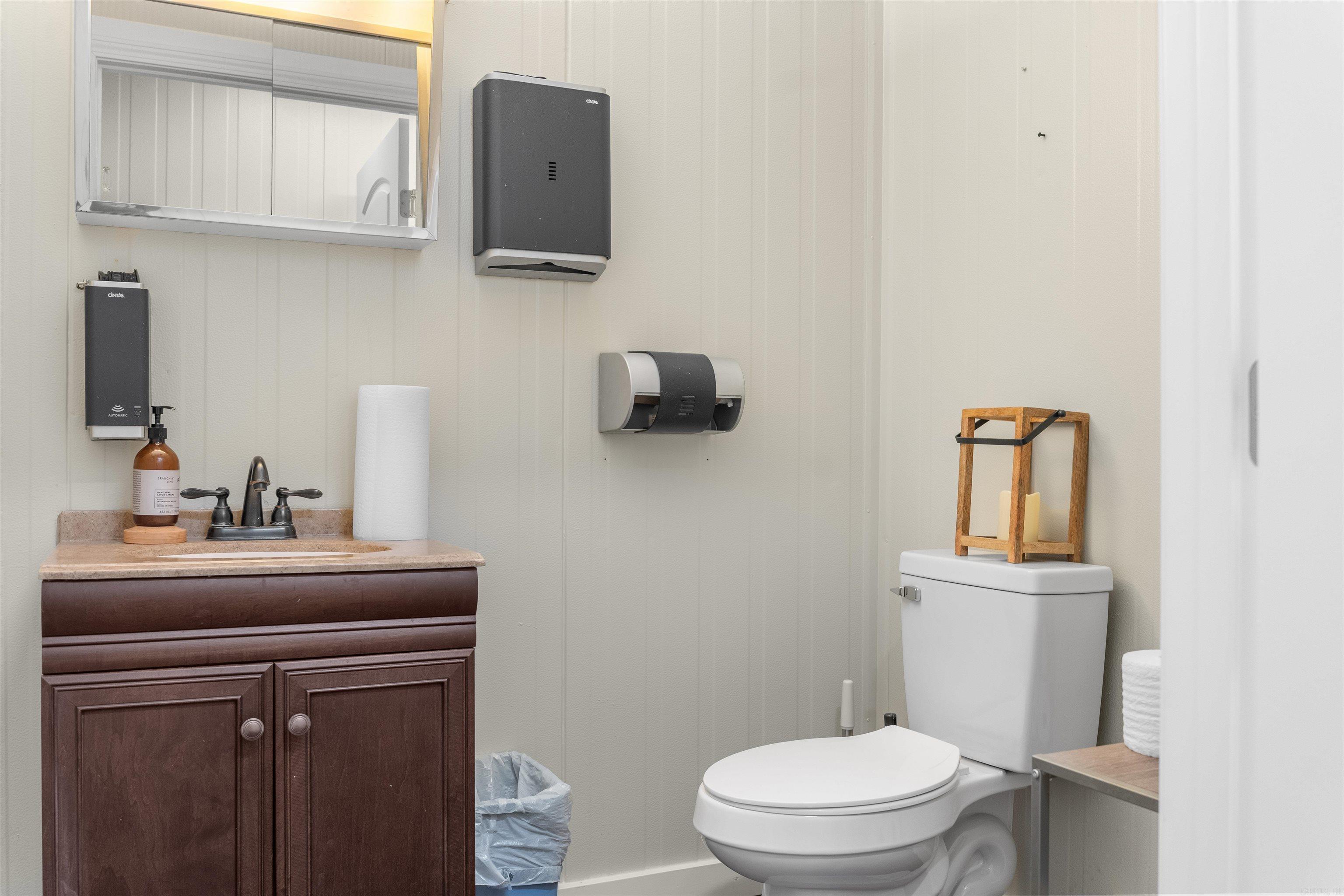 11 College N Property Photo 37