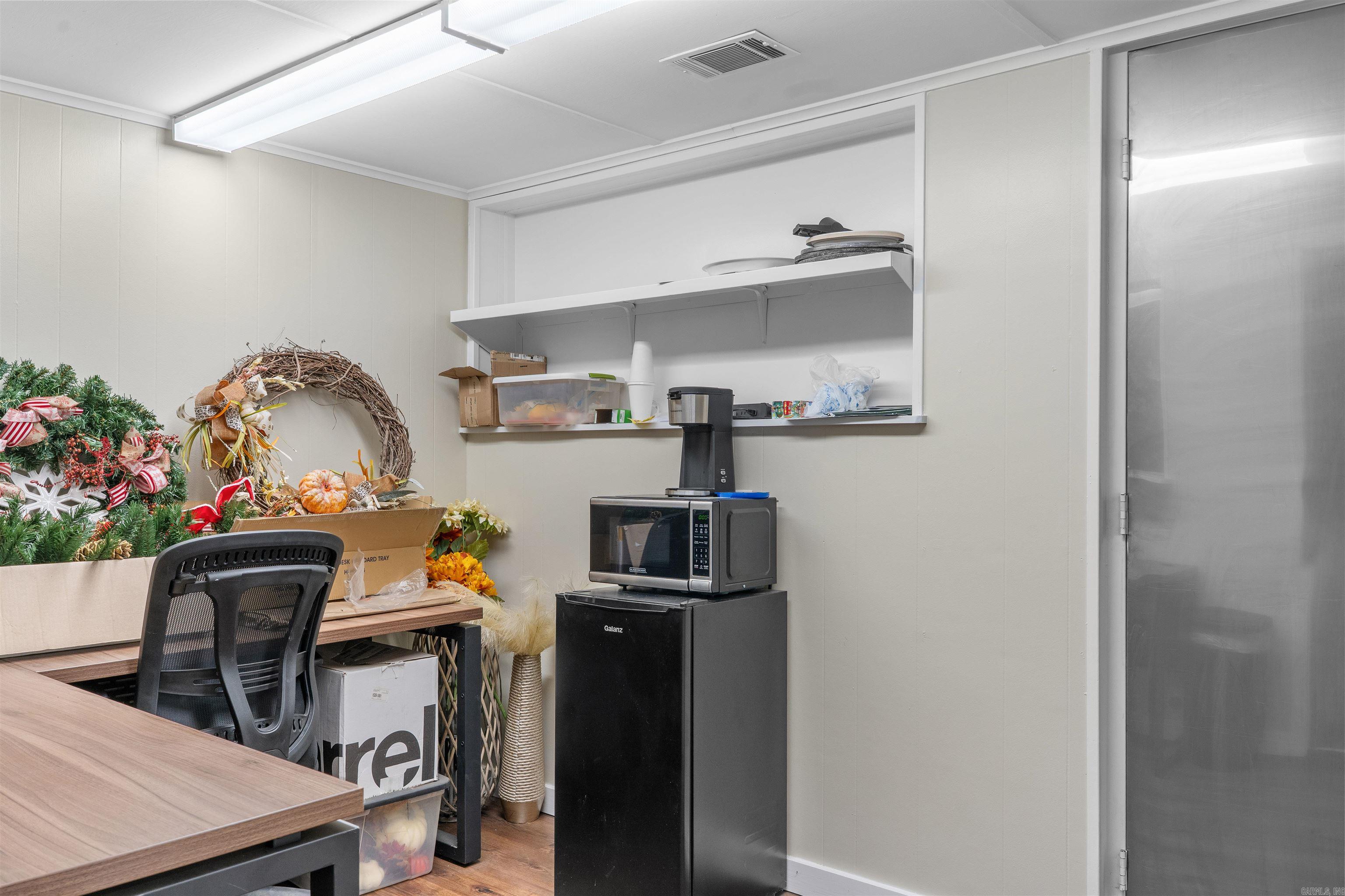 11 College N Property Photo 39