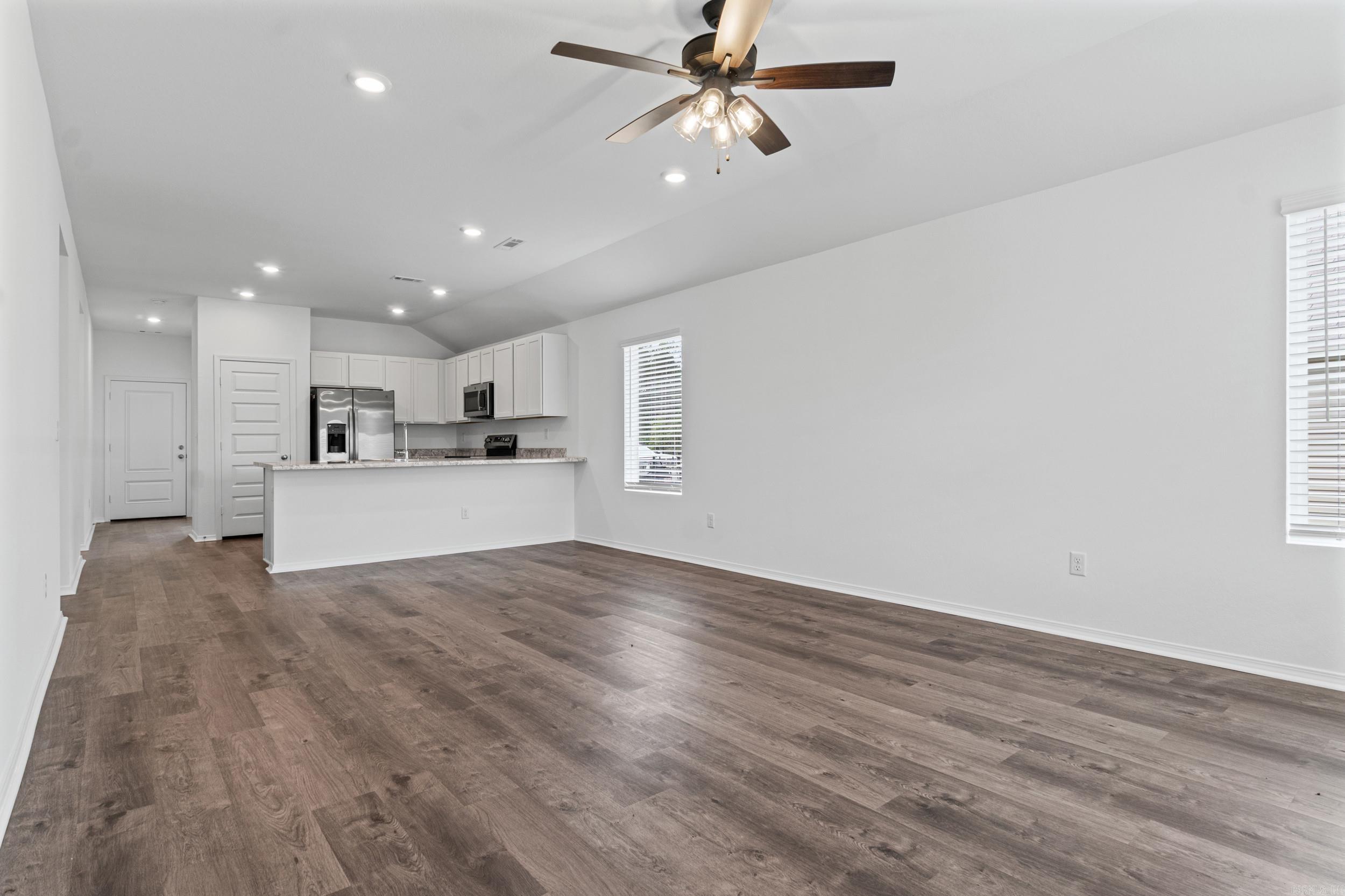 8088 Chesapeake Trail Property Photo 4