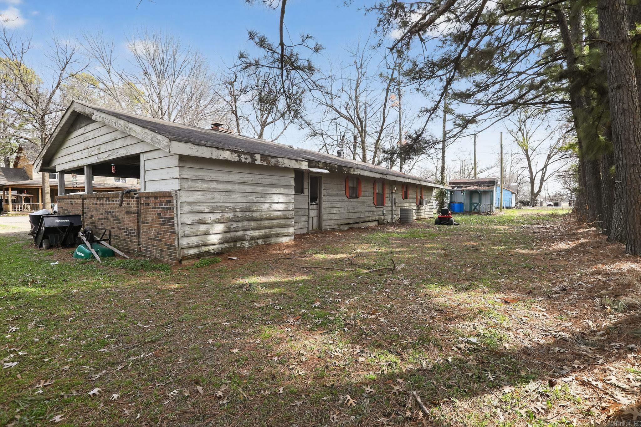 7 Monroe Street Property Photo 4