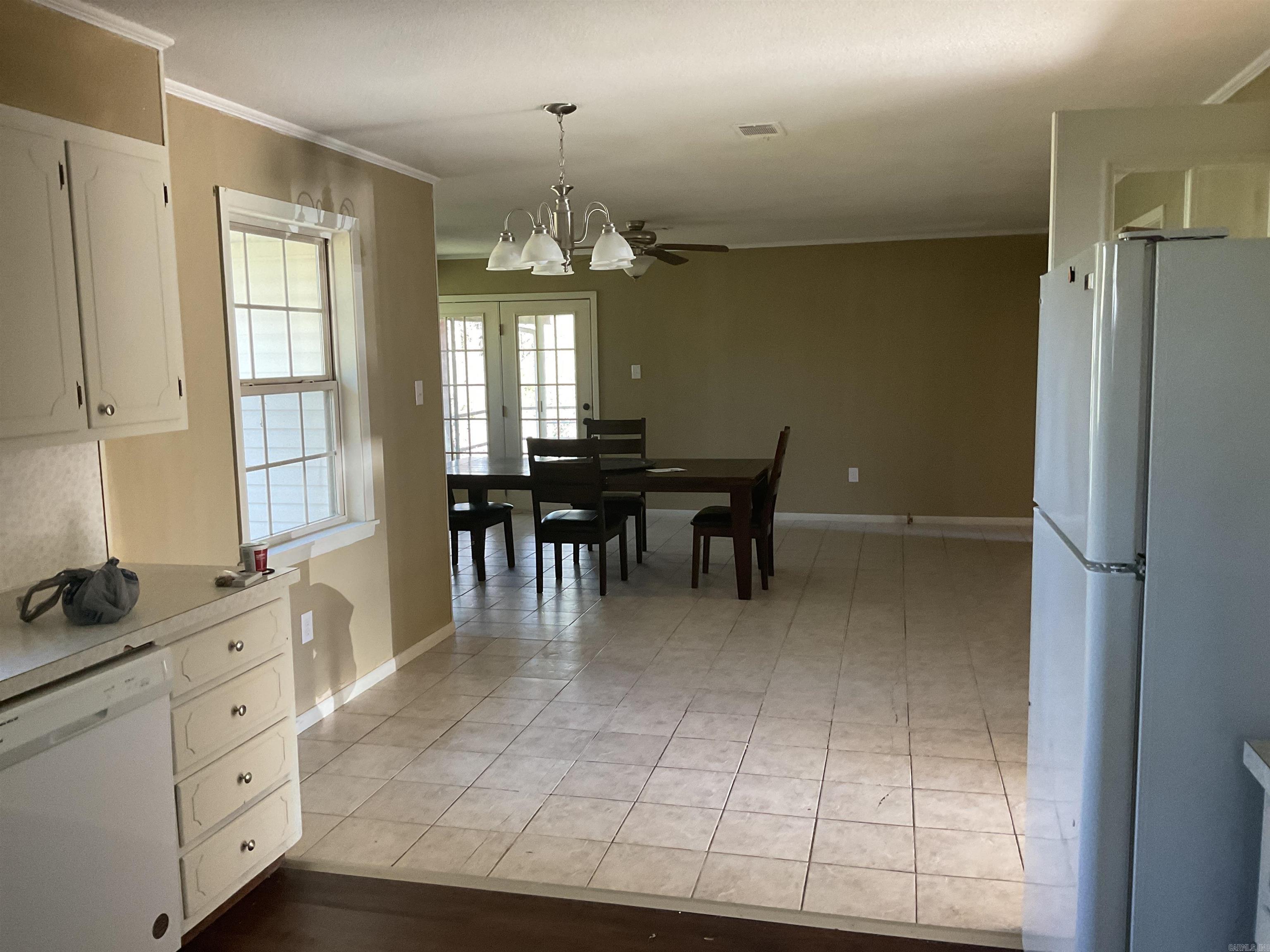 126 Western Hills Drive Property Photo 2