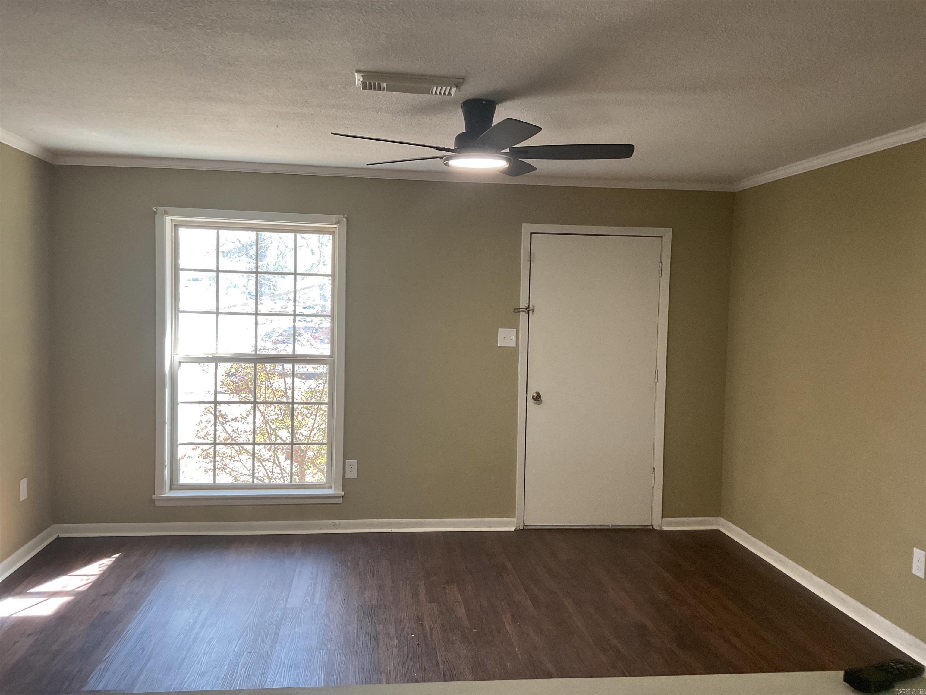 126 Western Hills Drive Property Photo 5
