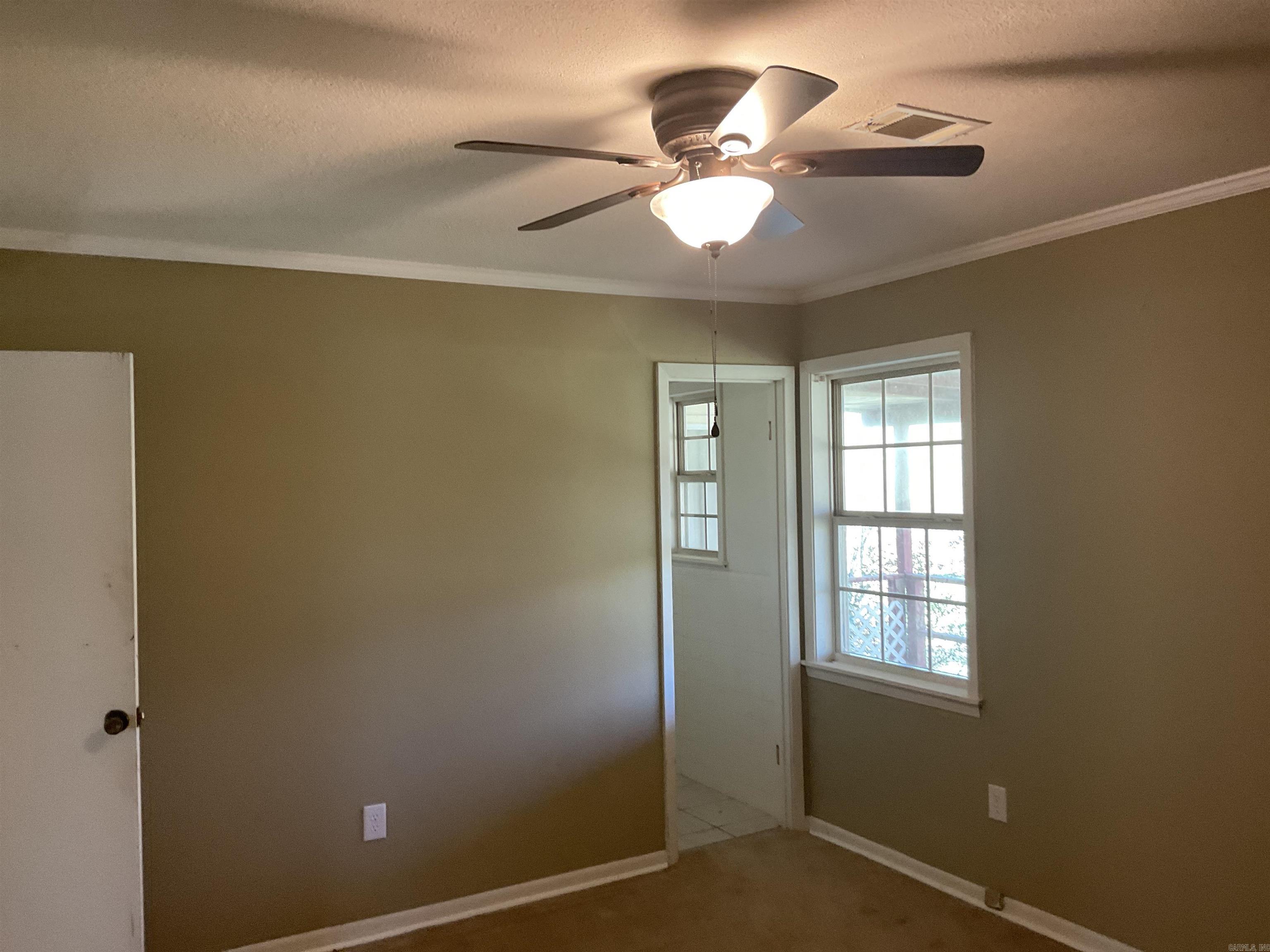 126 Western Hills Drive Property Photo 13