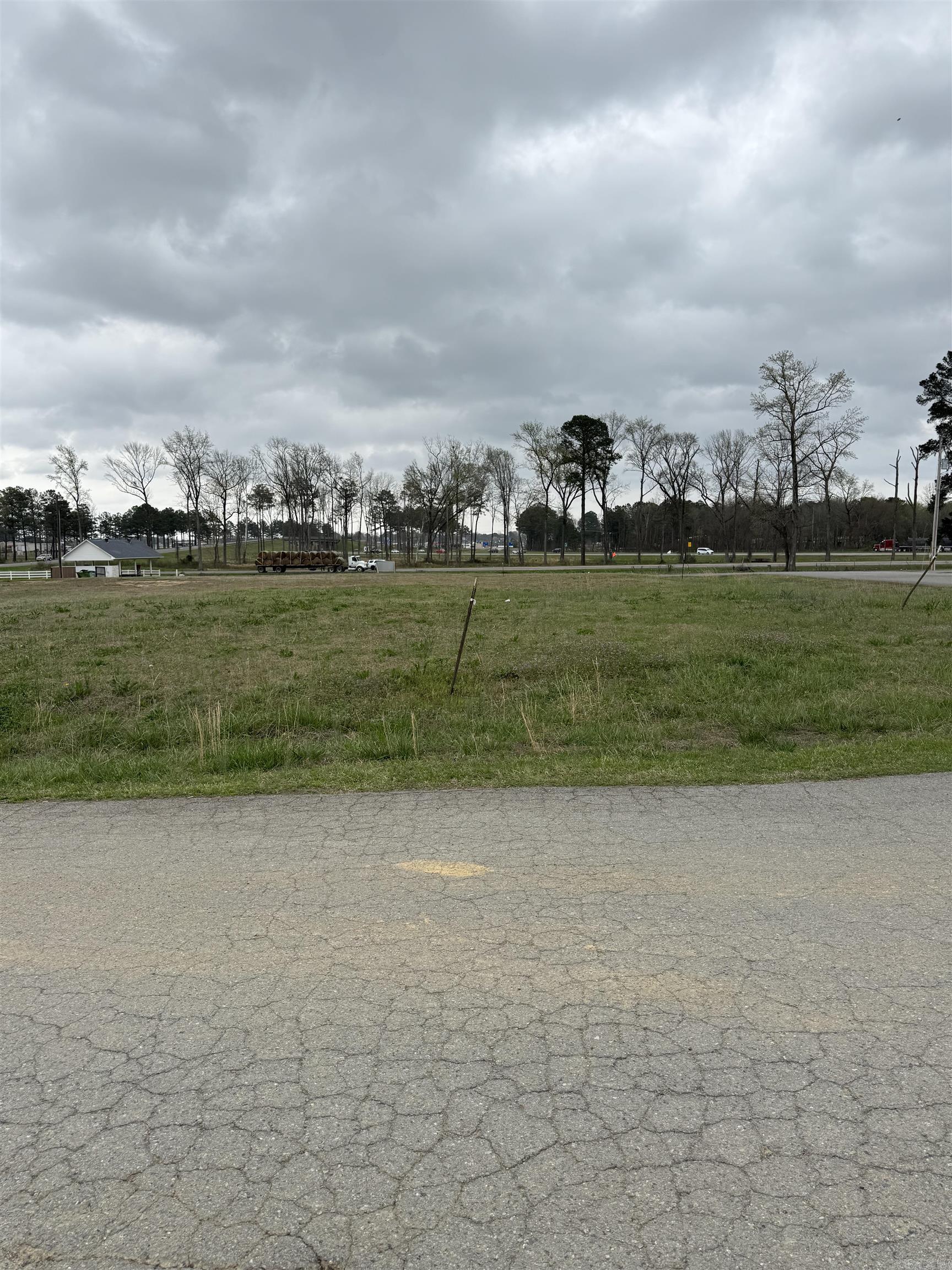 00 Offspring/pineview Property Photo 2