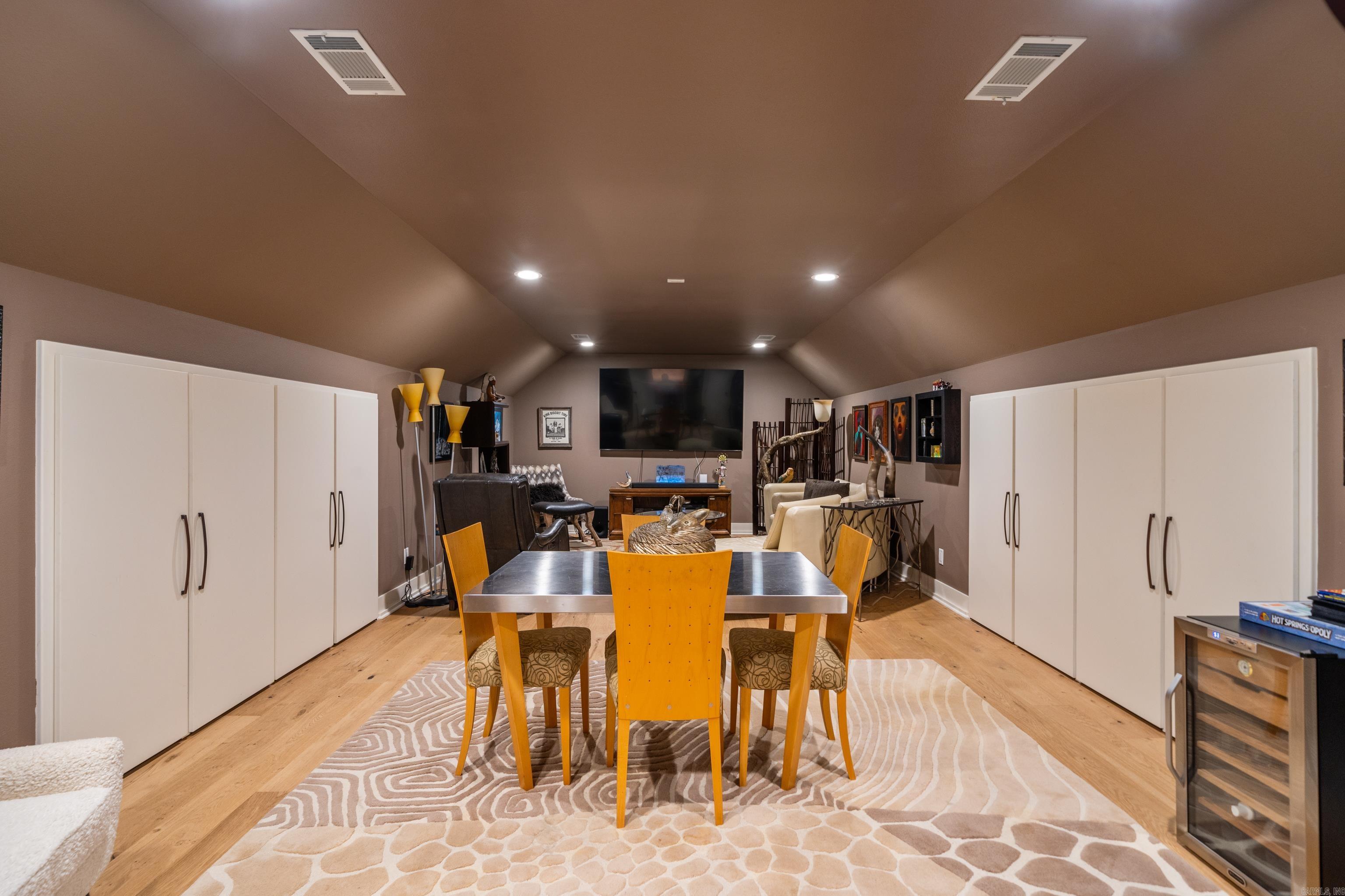 108 Vector Lane Property Photo 37