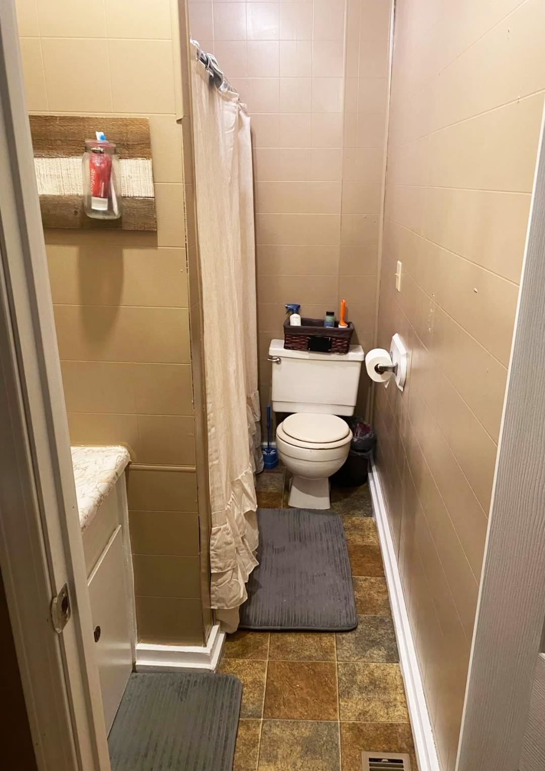 1212 Clark Lane Property Photo 7