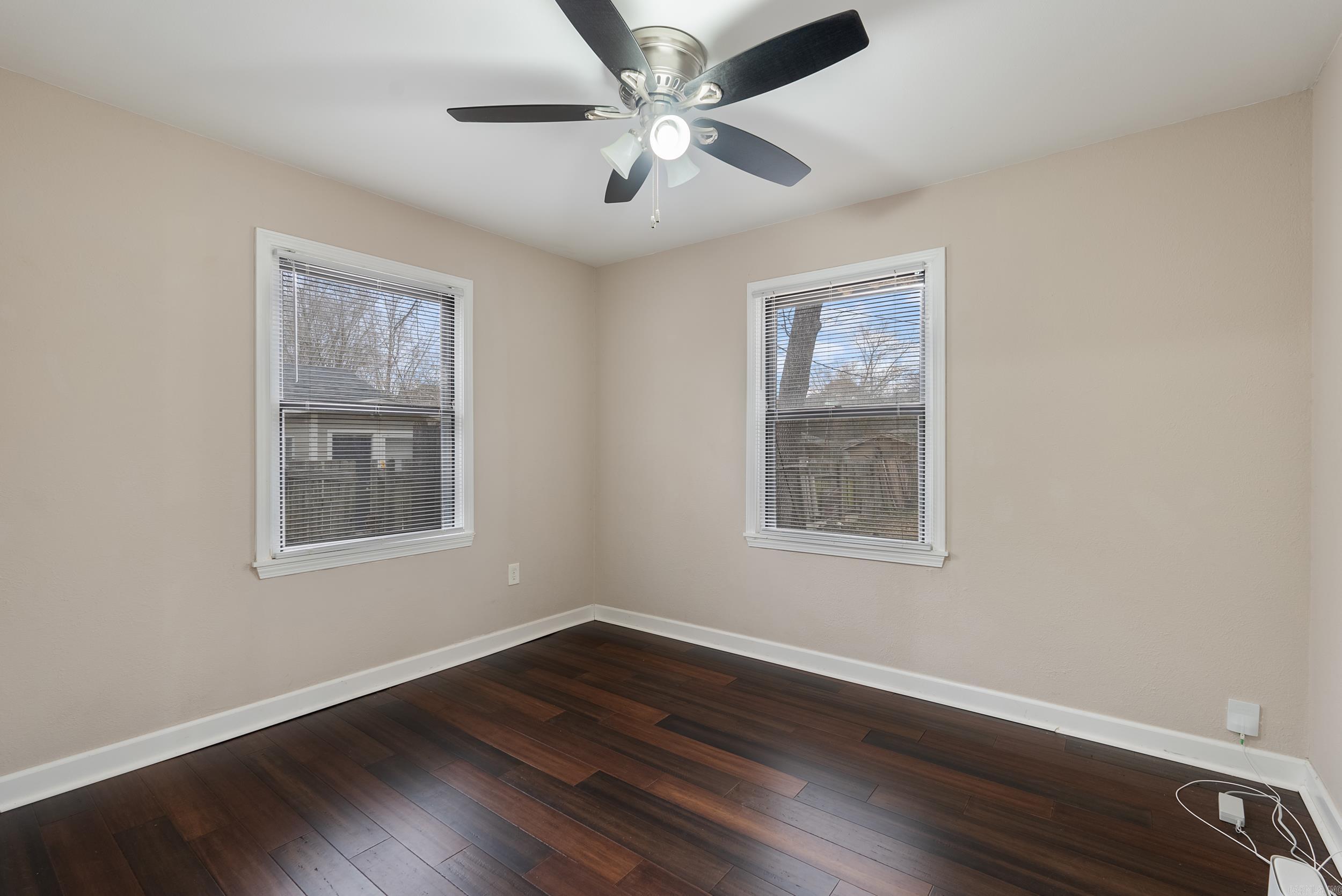 3215 Katherine Street Property Photo 14