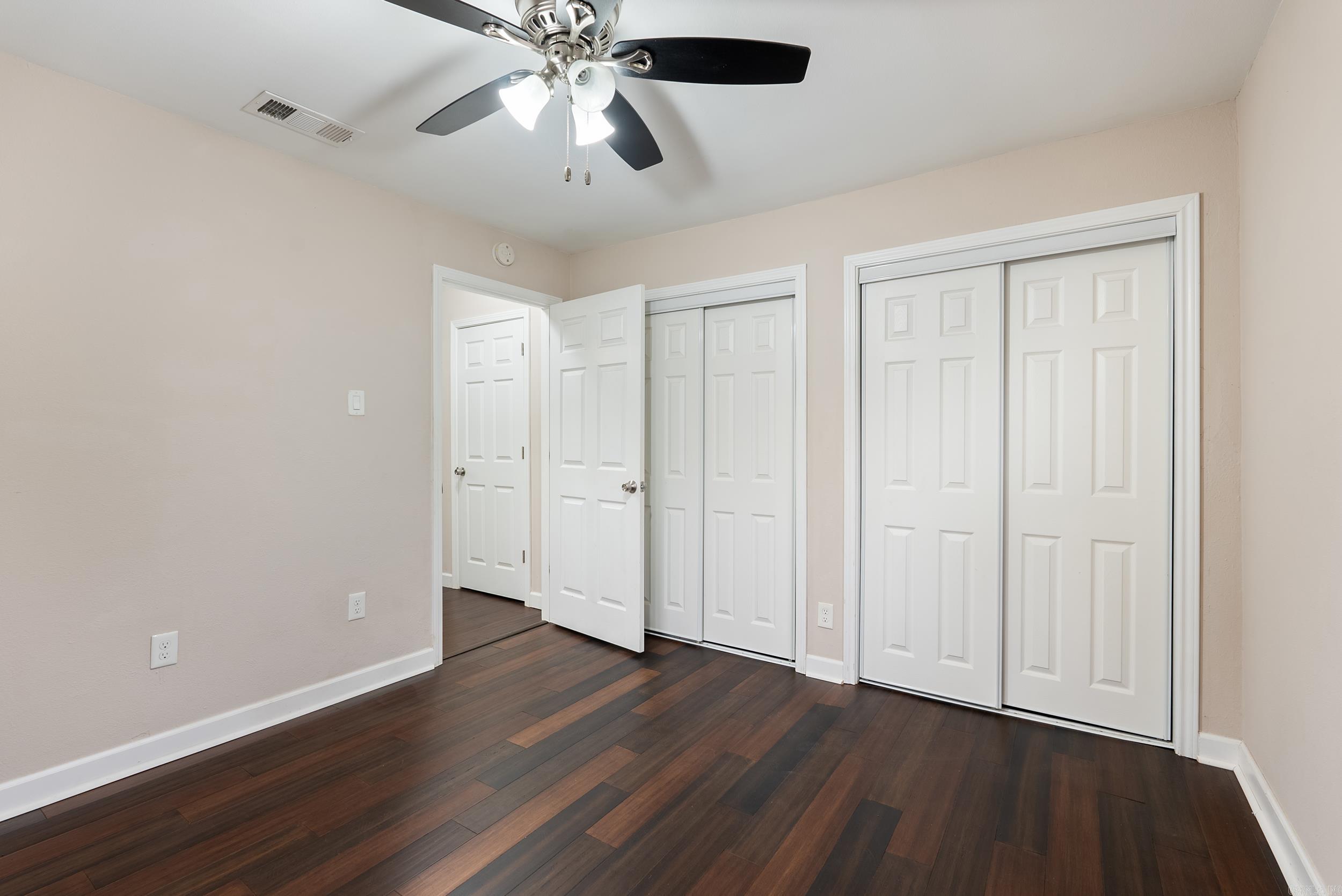 3215 Katherine Street Property Photo 17