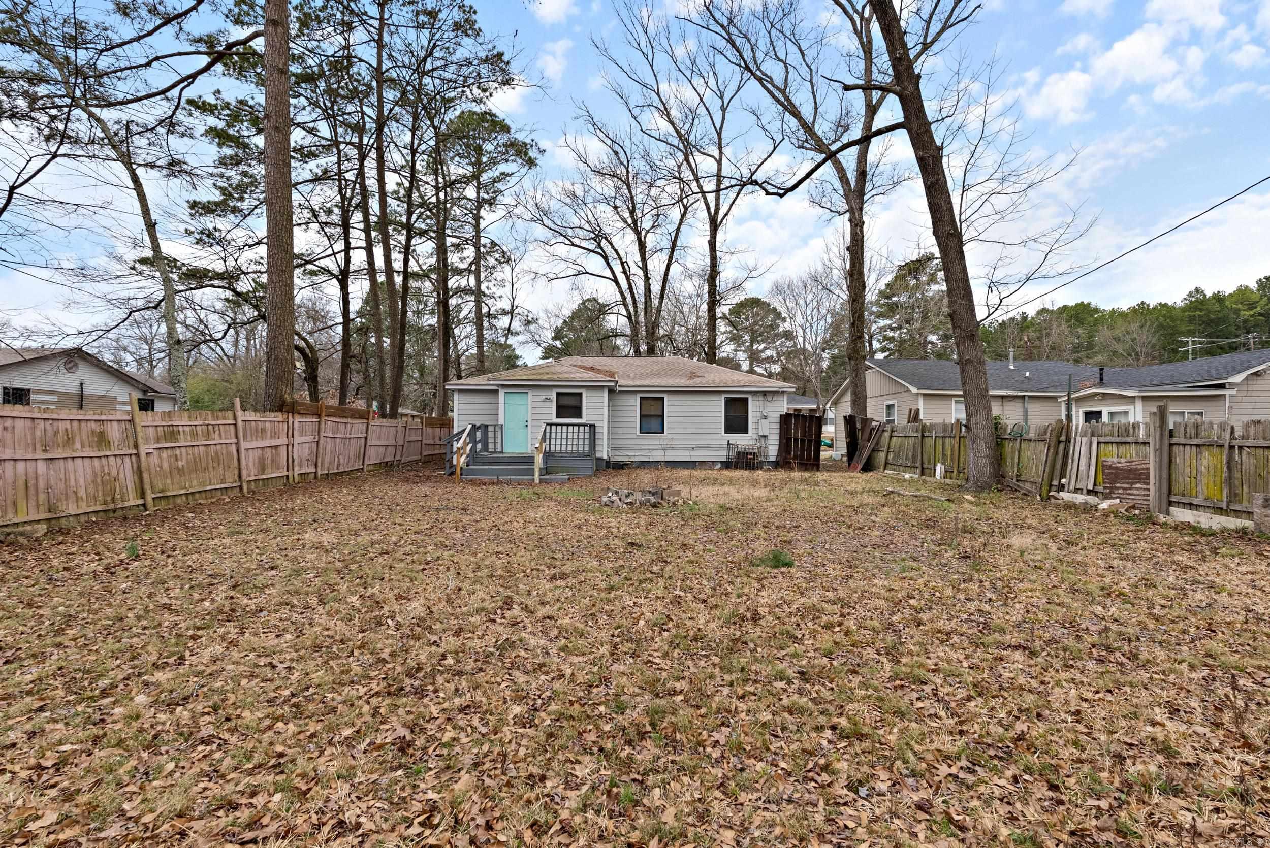 3215 Katherine Street Property Photo 22