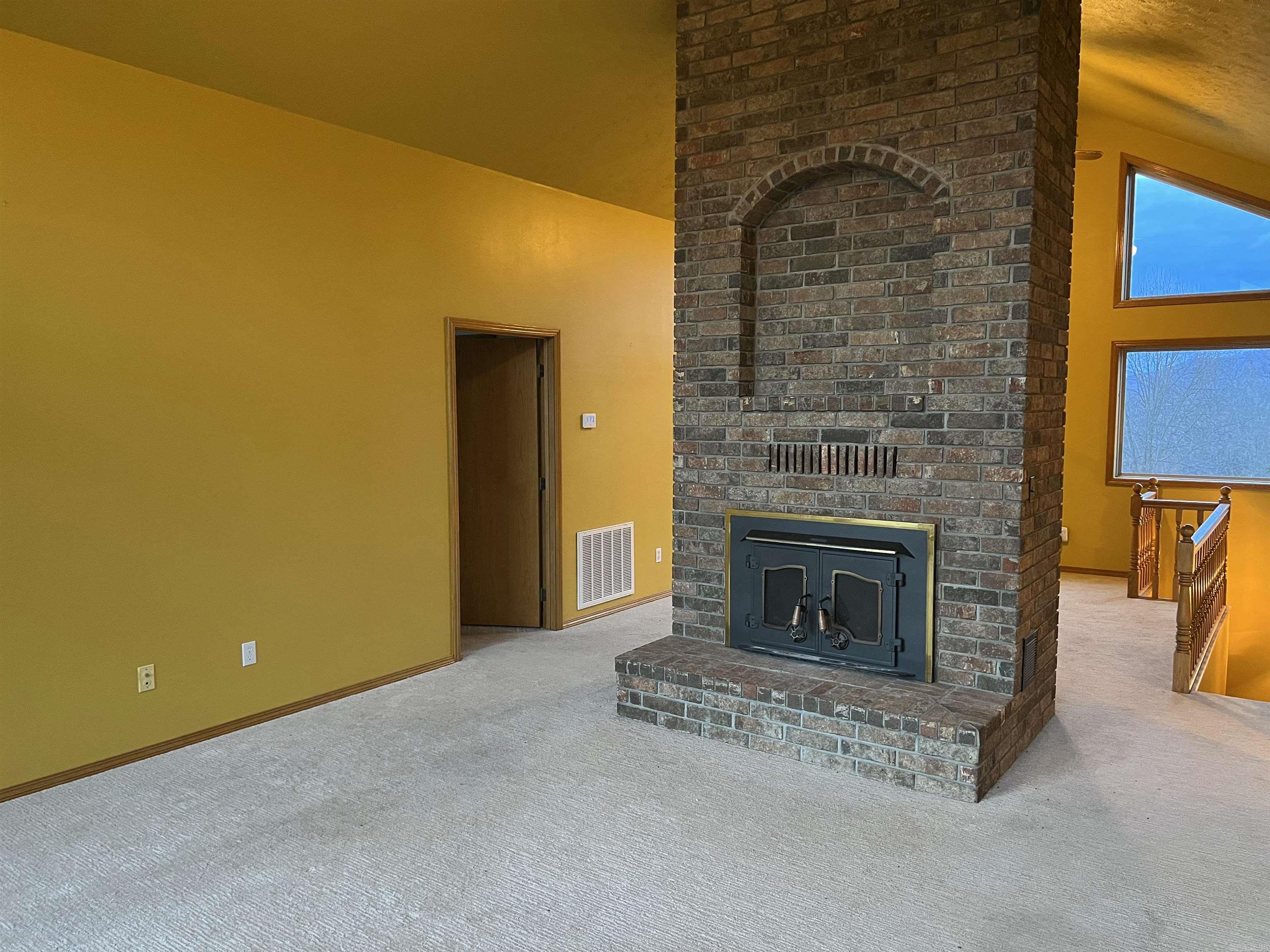 1426 Cr 921 Property Photo 6