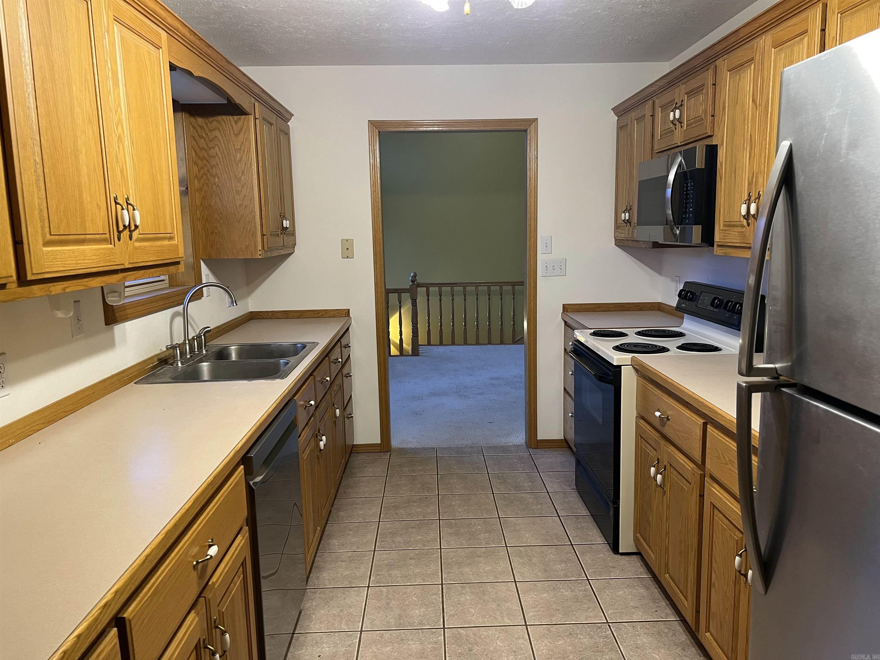 1426 Cr 921 Property Photo 8