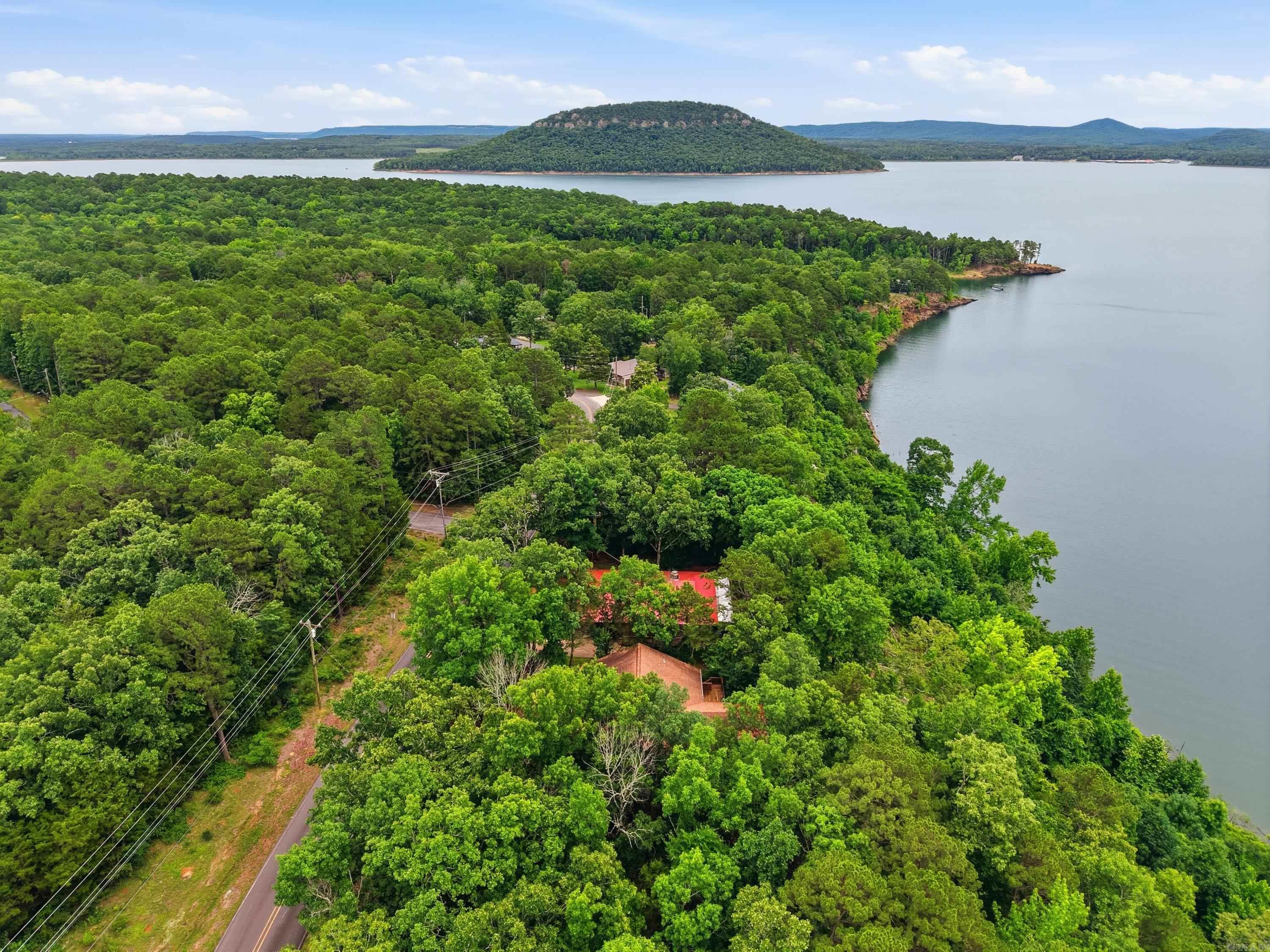244 Lynn Creek Property Photo 11