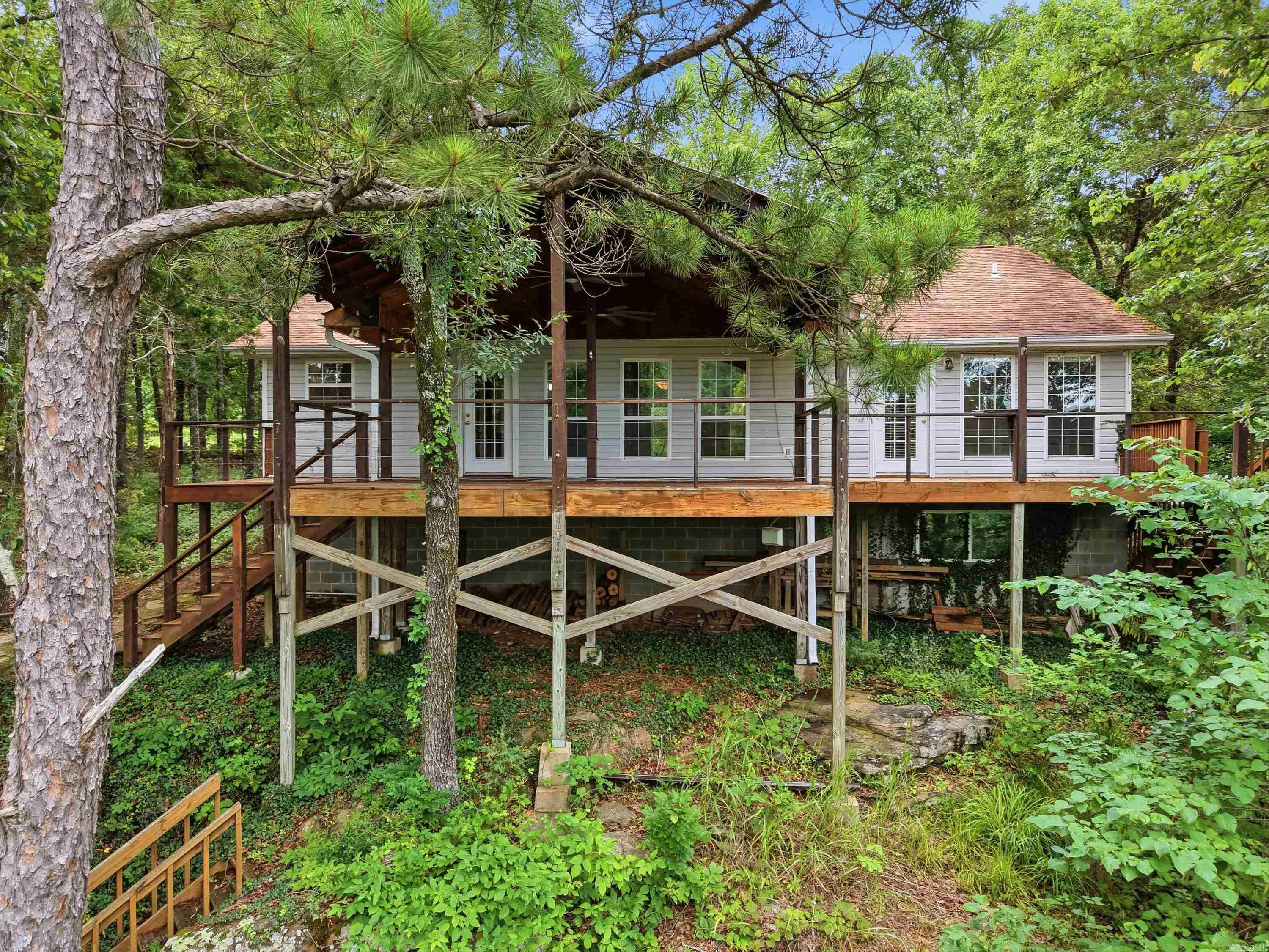 244 Lynn Creek Property Photo 15