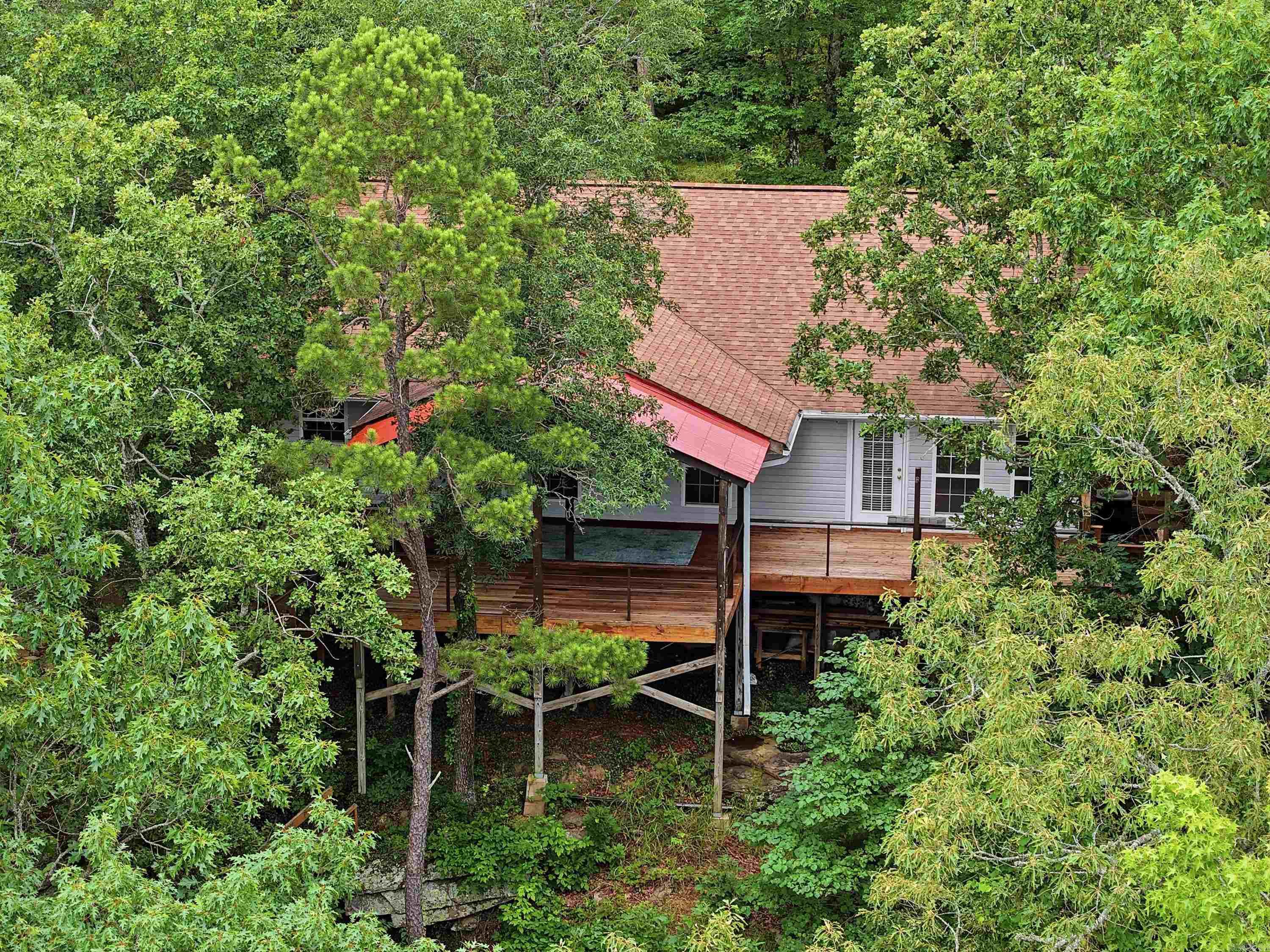 244 Lynn Creek Property Photo 18
