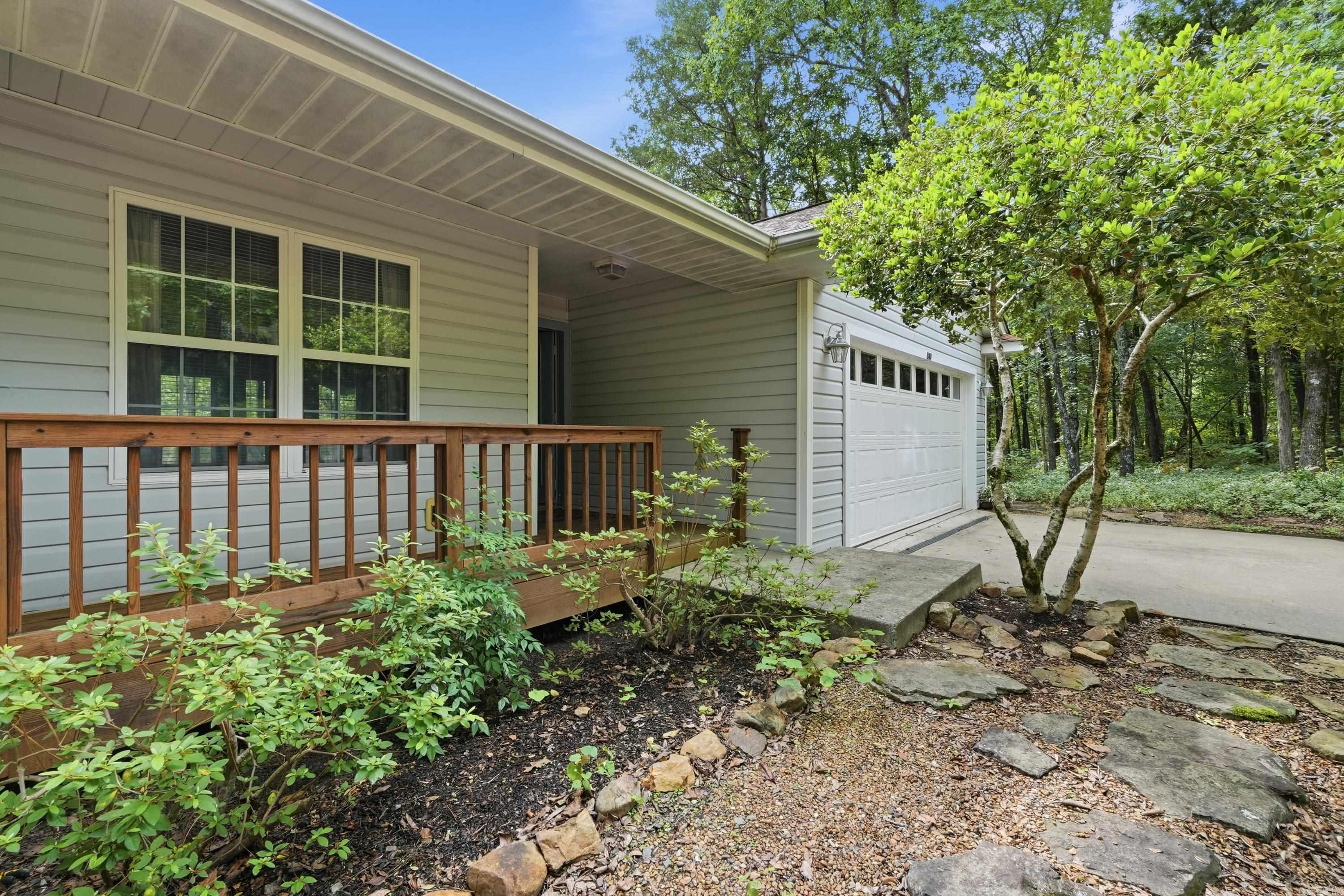 244 Lynn Creek Property Photo 21