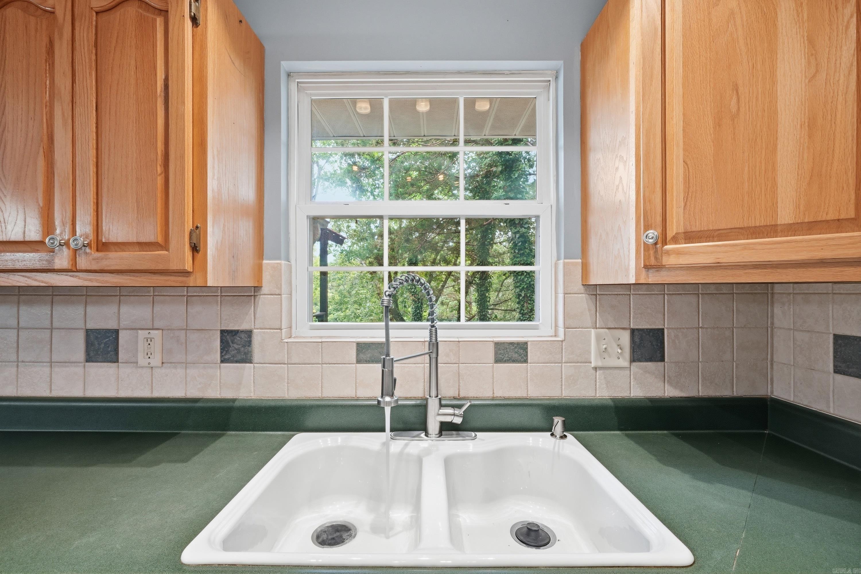 244 Lynn Creek Property Photo 31