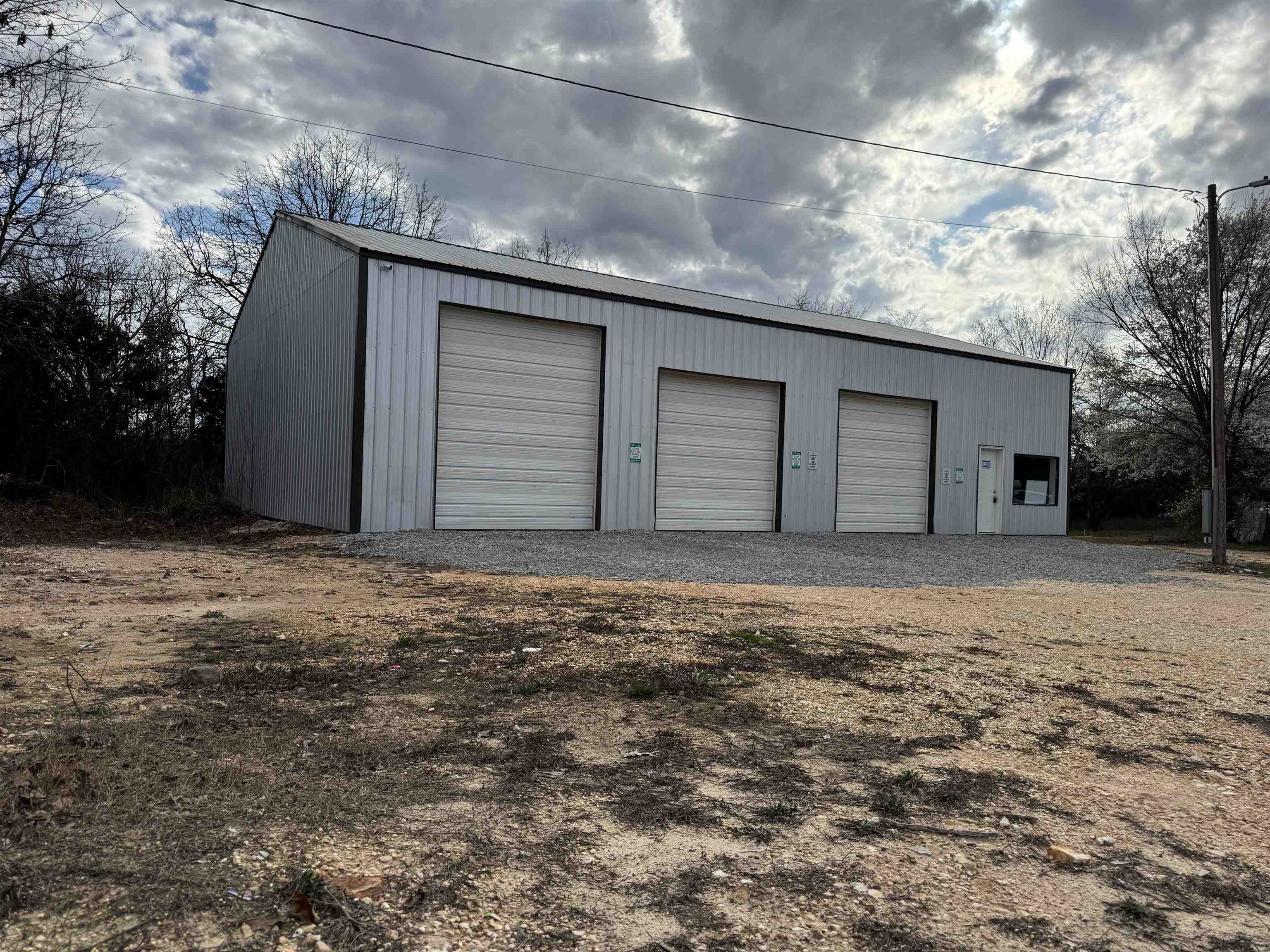 6906 62/412 Highway Property Photo 1