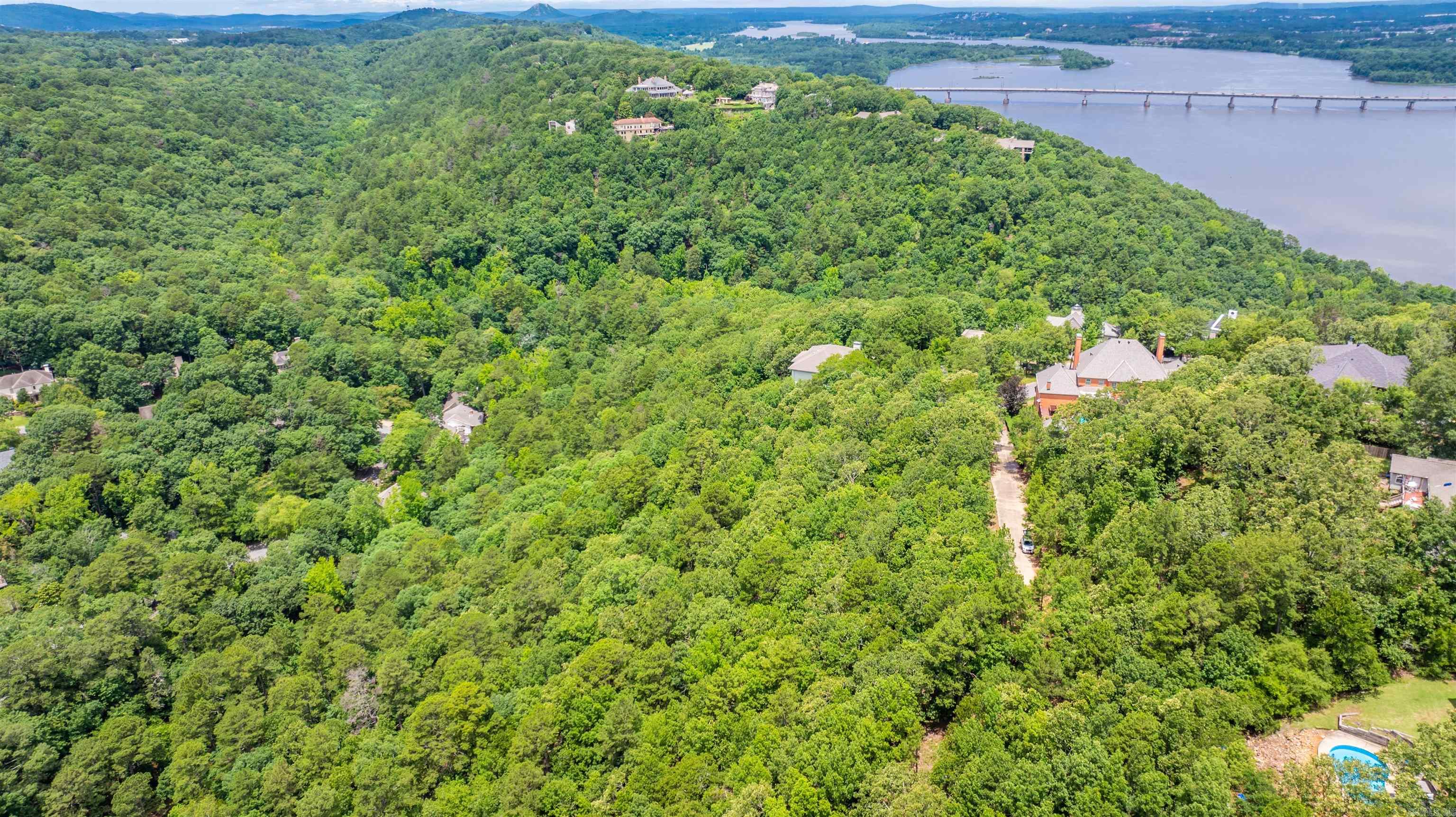 11 Vantage Point Property Photo 6