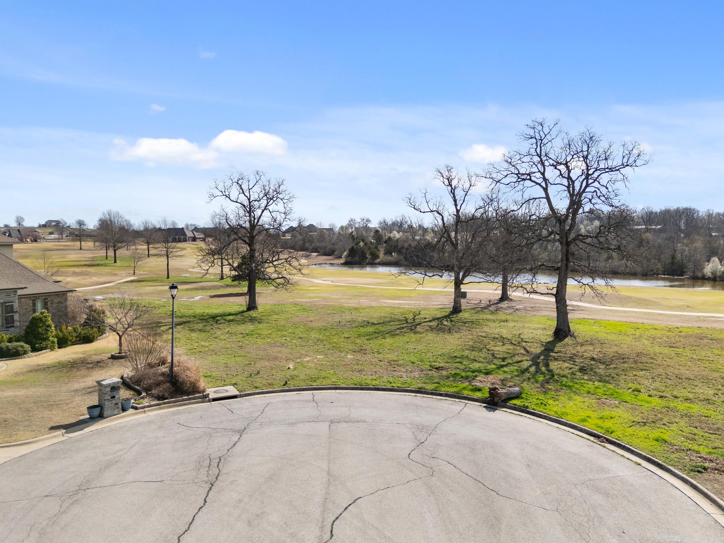 113 Pine Hurst Court Property Photo 2