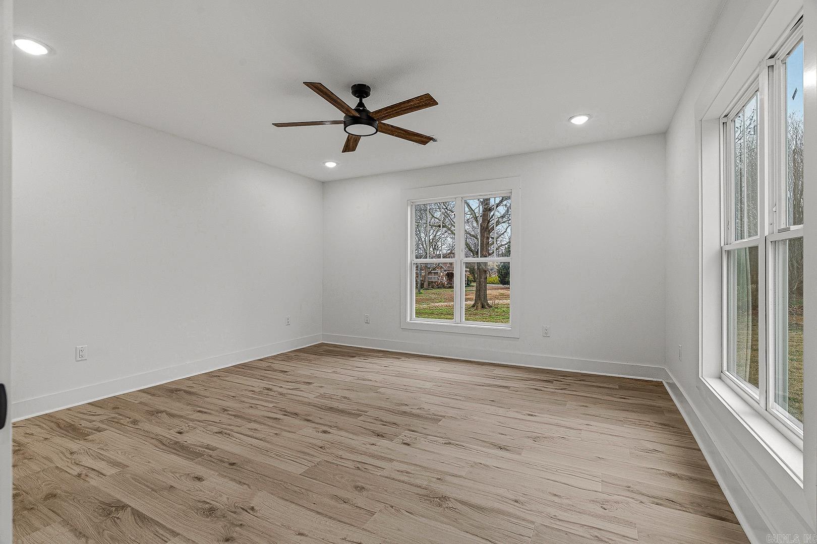 2005 Wood Street Property Photo 23